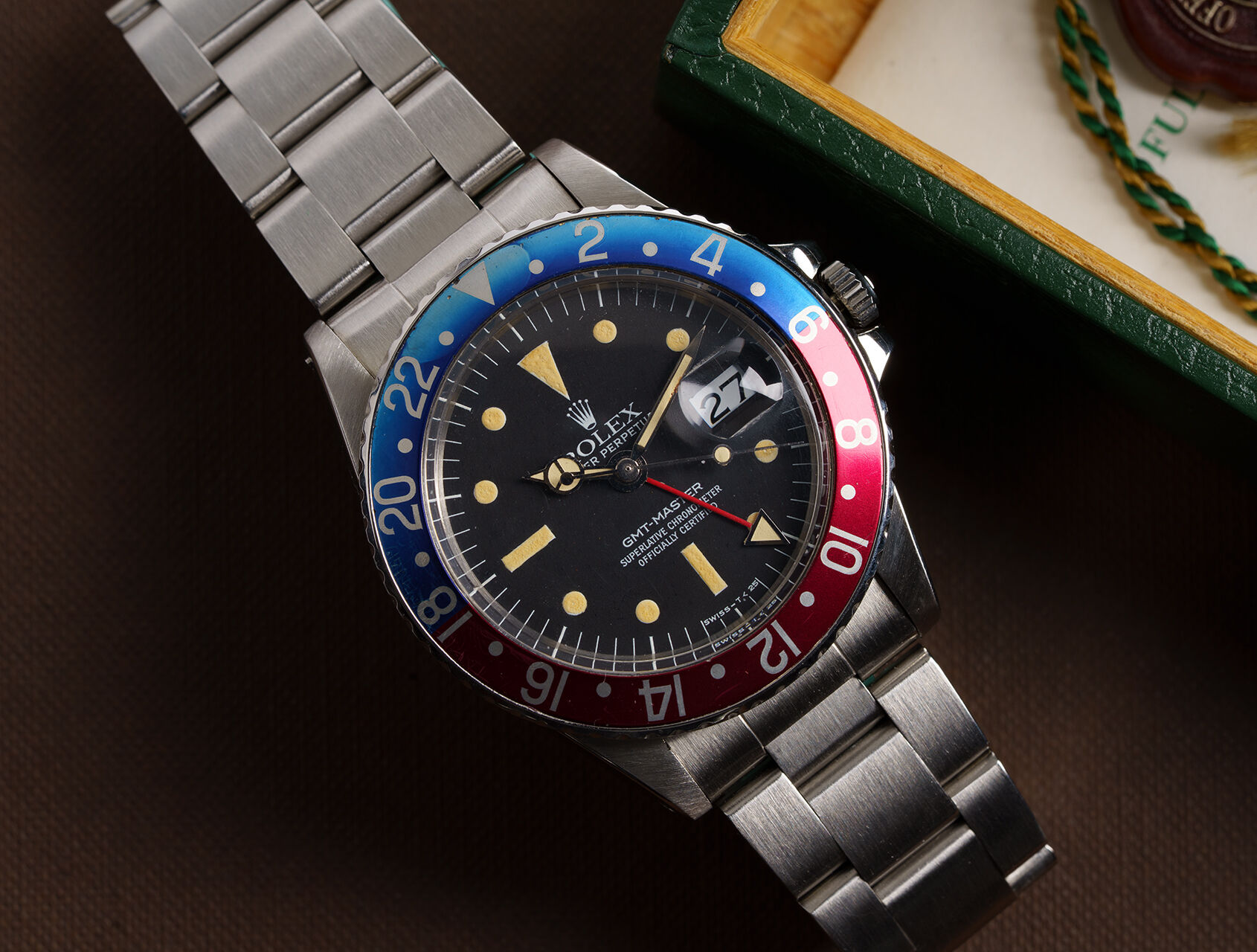 ref 1675 | 'Radial Dial' - Box & Papers | Rolex GMT-Master