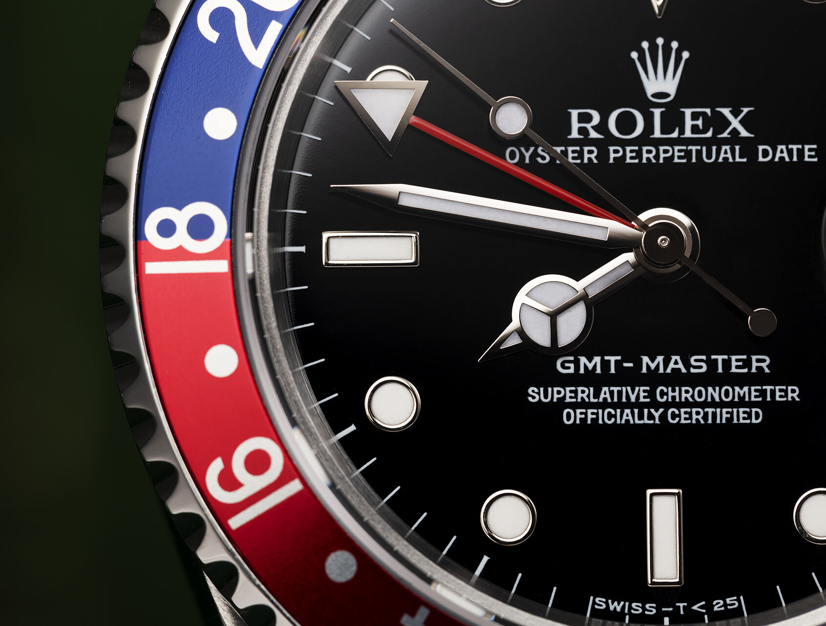 ref 16700 | Sapphire - 'Pepsi' Box & Papers | Rolex GMT-Master