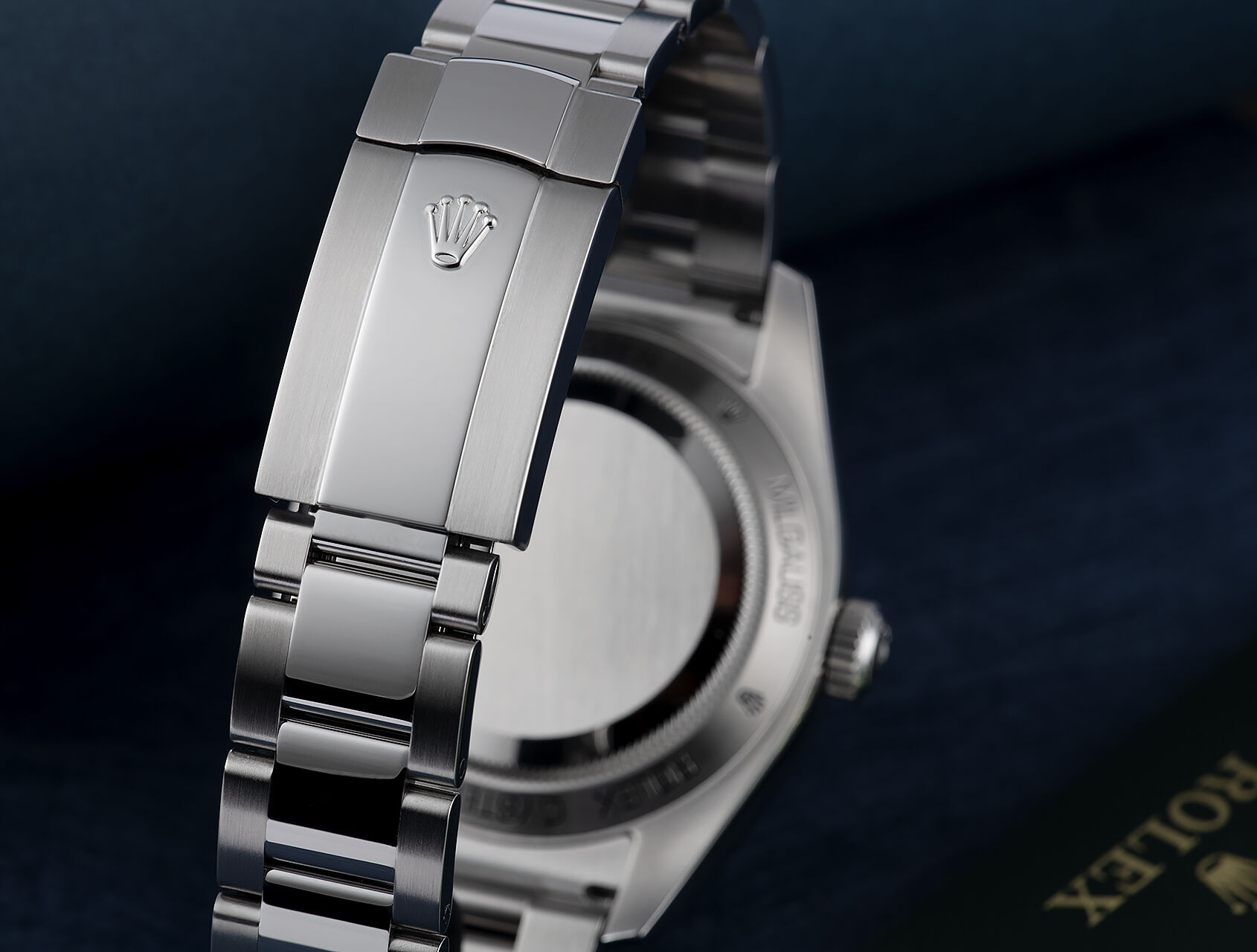 ref 116400GV | 116400GV - Discontinued | Rolex Milgauss