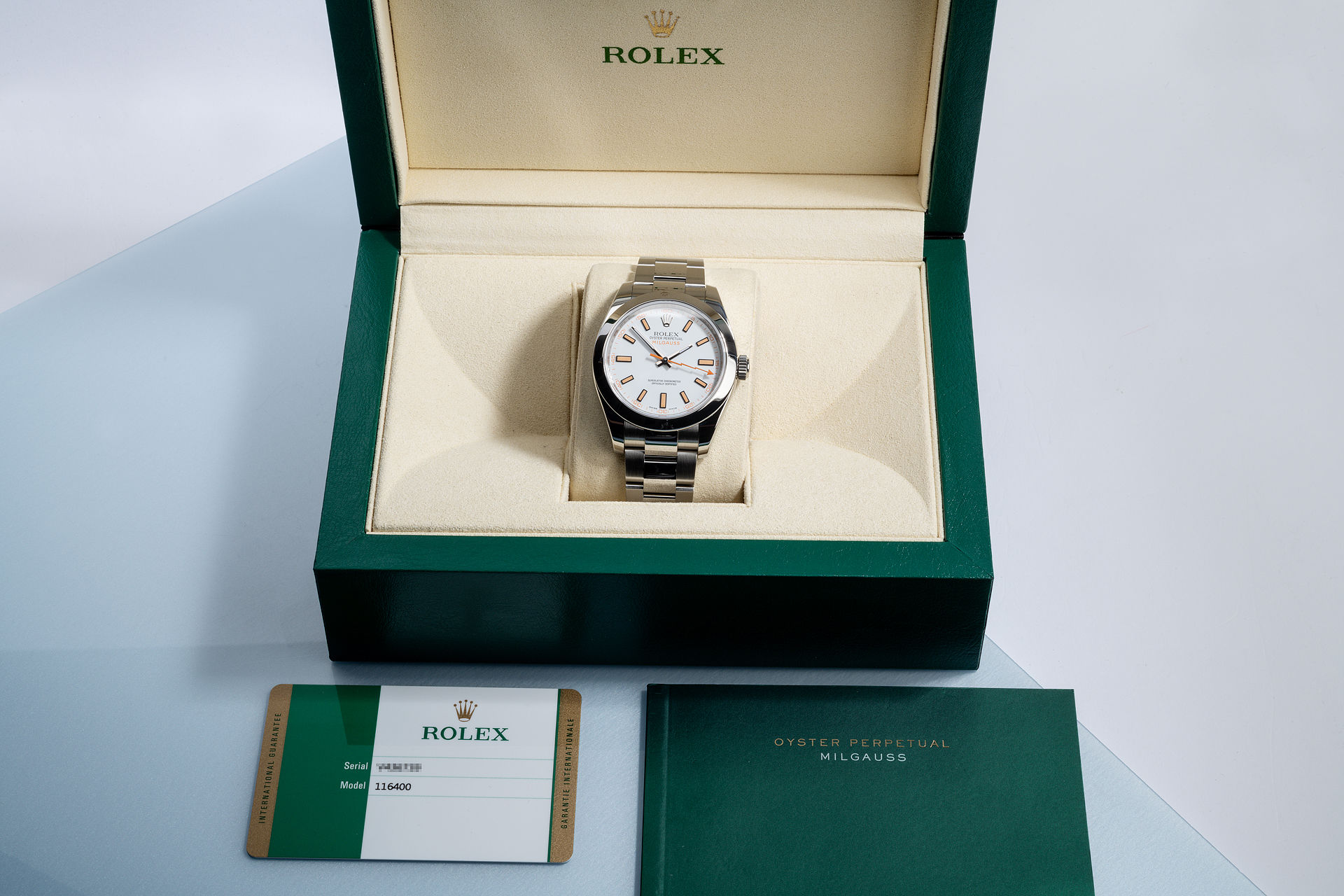 ref 116400 | '5 Year Warranty' Box & Certificate | Rolex Milgauss