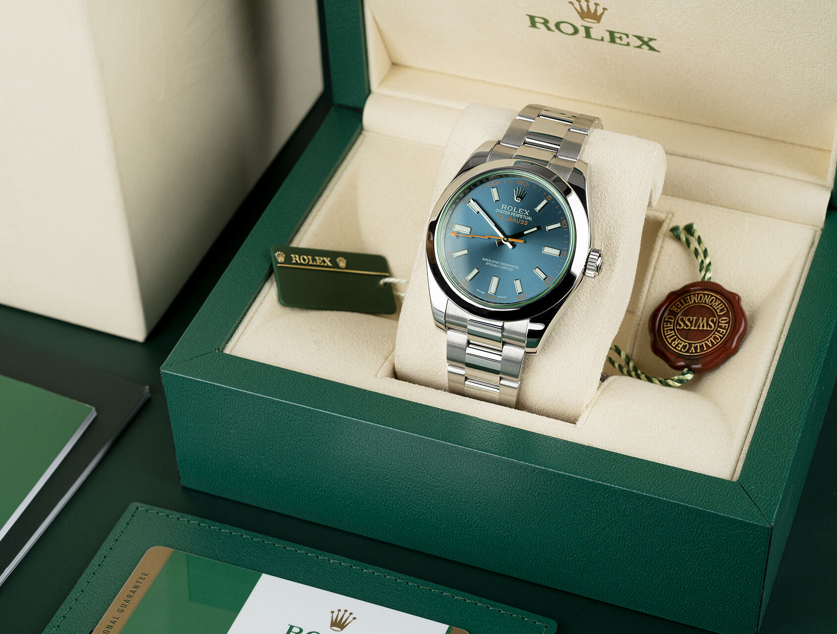 ref 116400GV | 116400GV - Box & Certificate | Rolex Milgauss