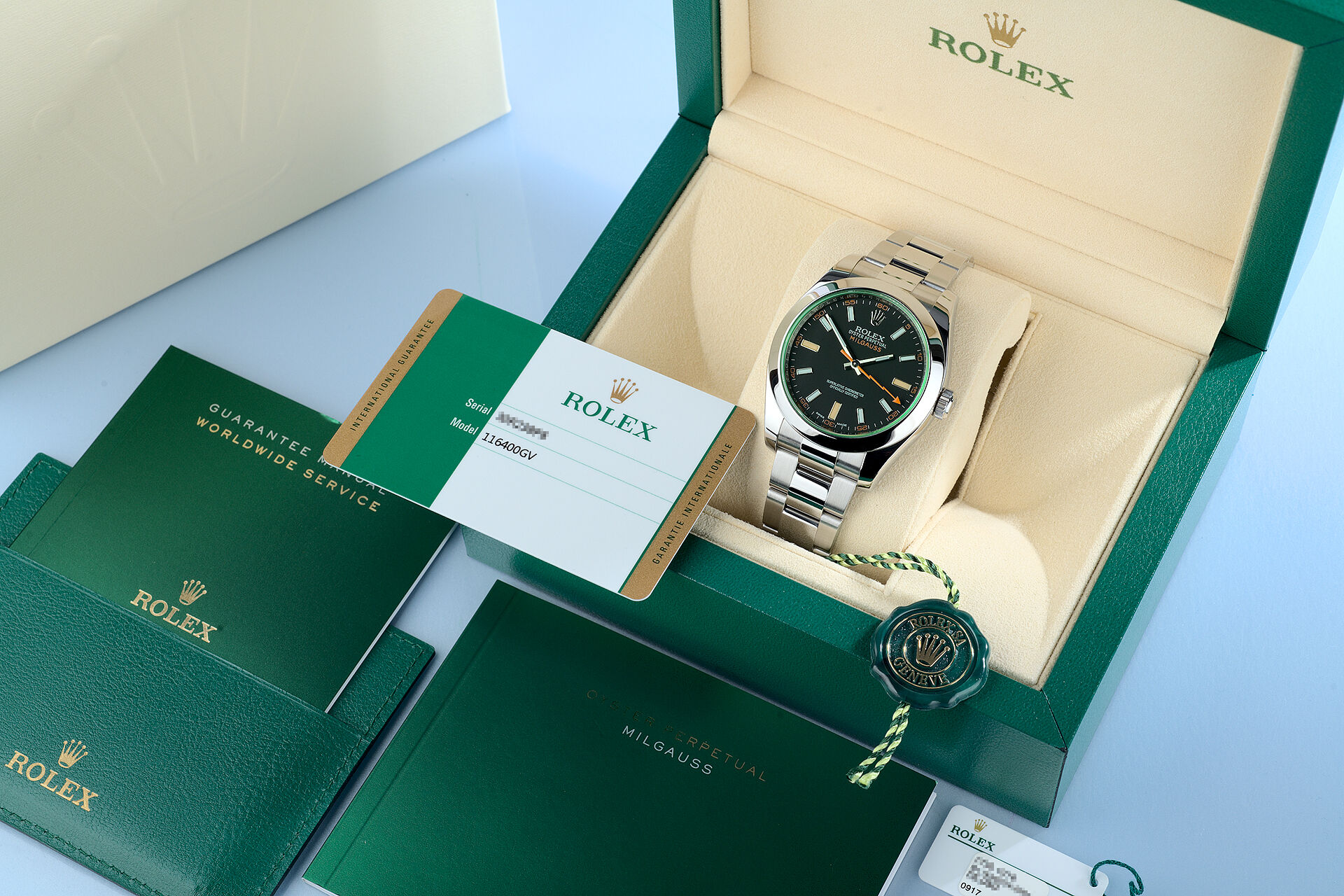 ref 116400GV | 'Lightning Bolt' Box & Papers | Rolex Milgauss