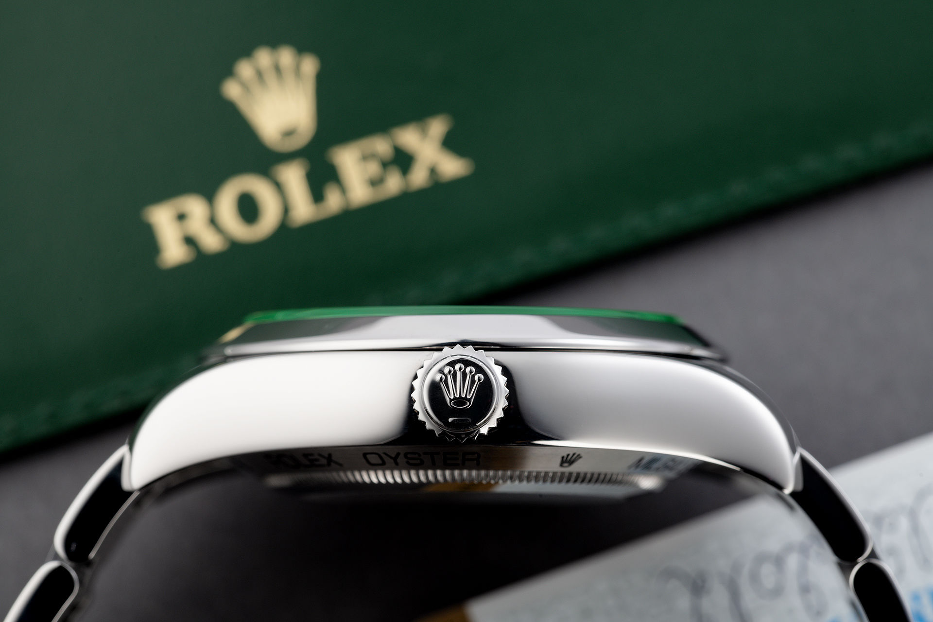 ref 116400GV | 'Lightning Bolt' Complete Set | Rolex Milgauss