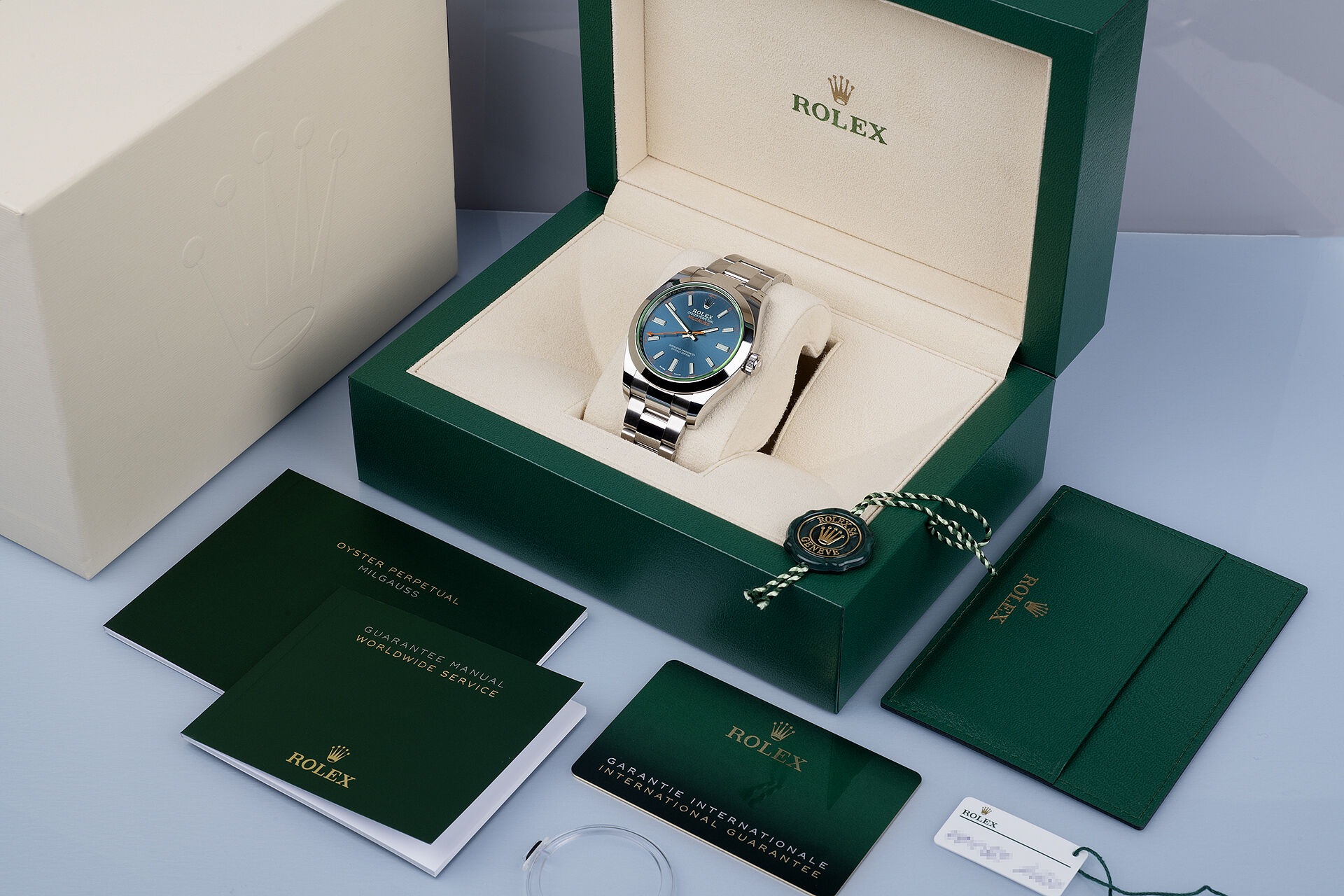 ref 116400GV | Z Blue with Box and Papers | Rolex Milgauss
