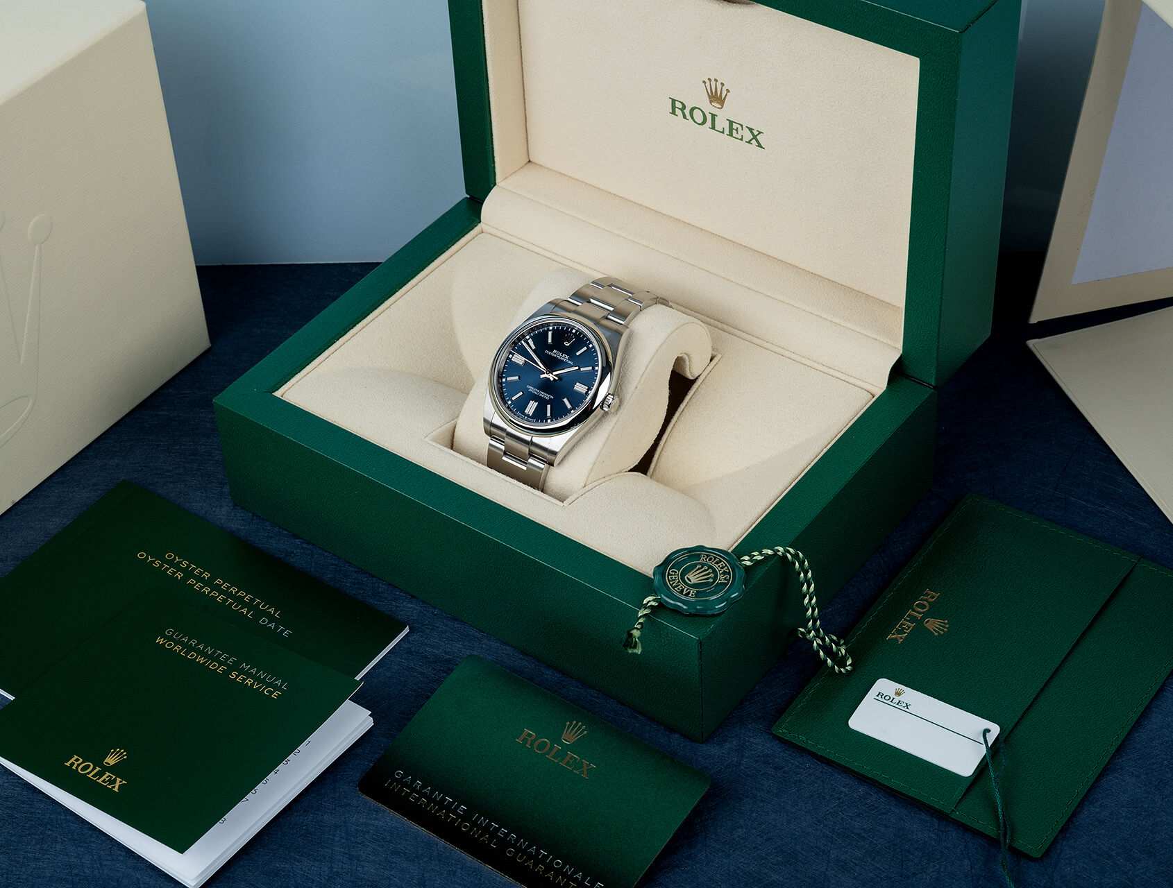 ref 124300 | 124300 - Box & Certificate | Rolex Oyster Perpetual