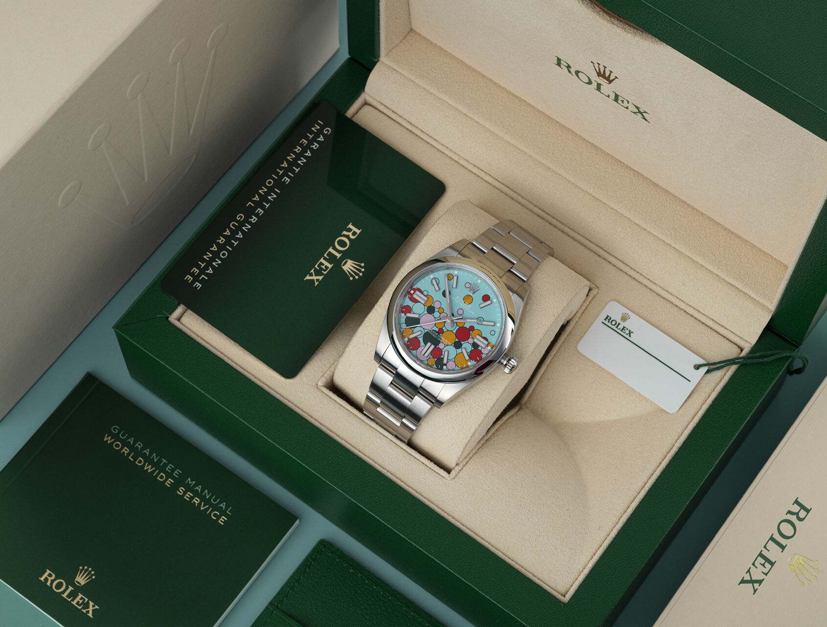 ref 124300 | 124300 - Celebration Dial | Rolex Oyster Perpetual