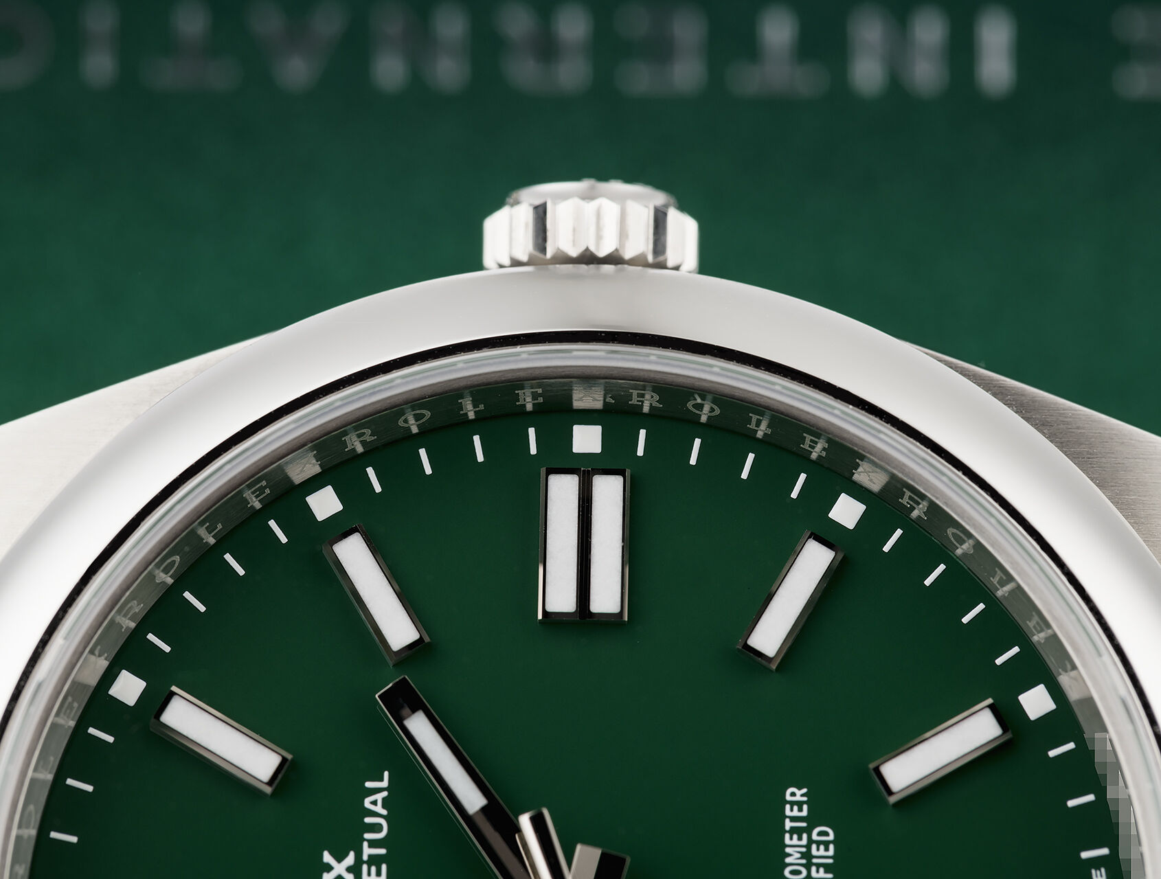 ref 124300 | 124300 - Green | Rolex Oyster Perpetual