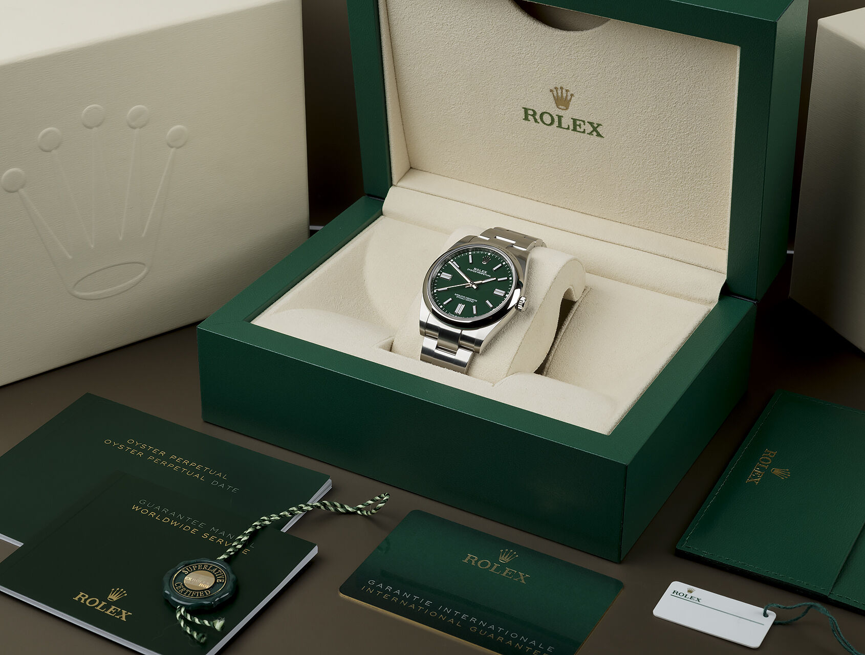 ref 124300 | 124300 - Green | Rolex Oyster Perpetual