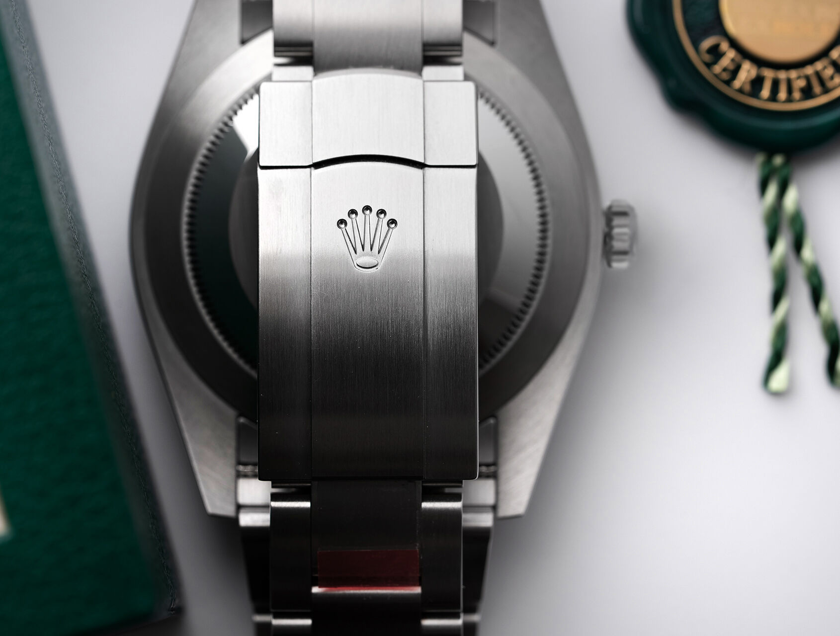 ref 124300 | 124300 - Green Lacquer | Rolex Oyster Perpetual