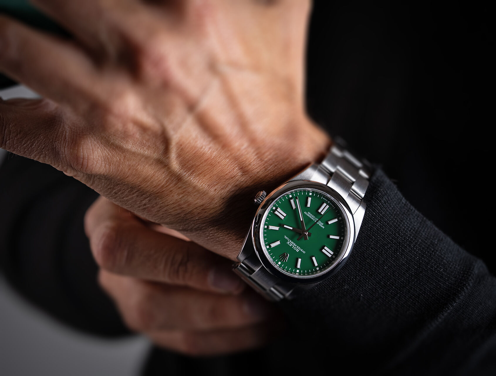 ref 124300 | 124300 - Green Lacquer | Rolex Oyster Perpetual