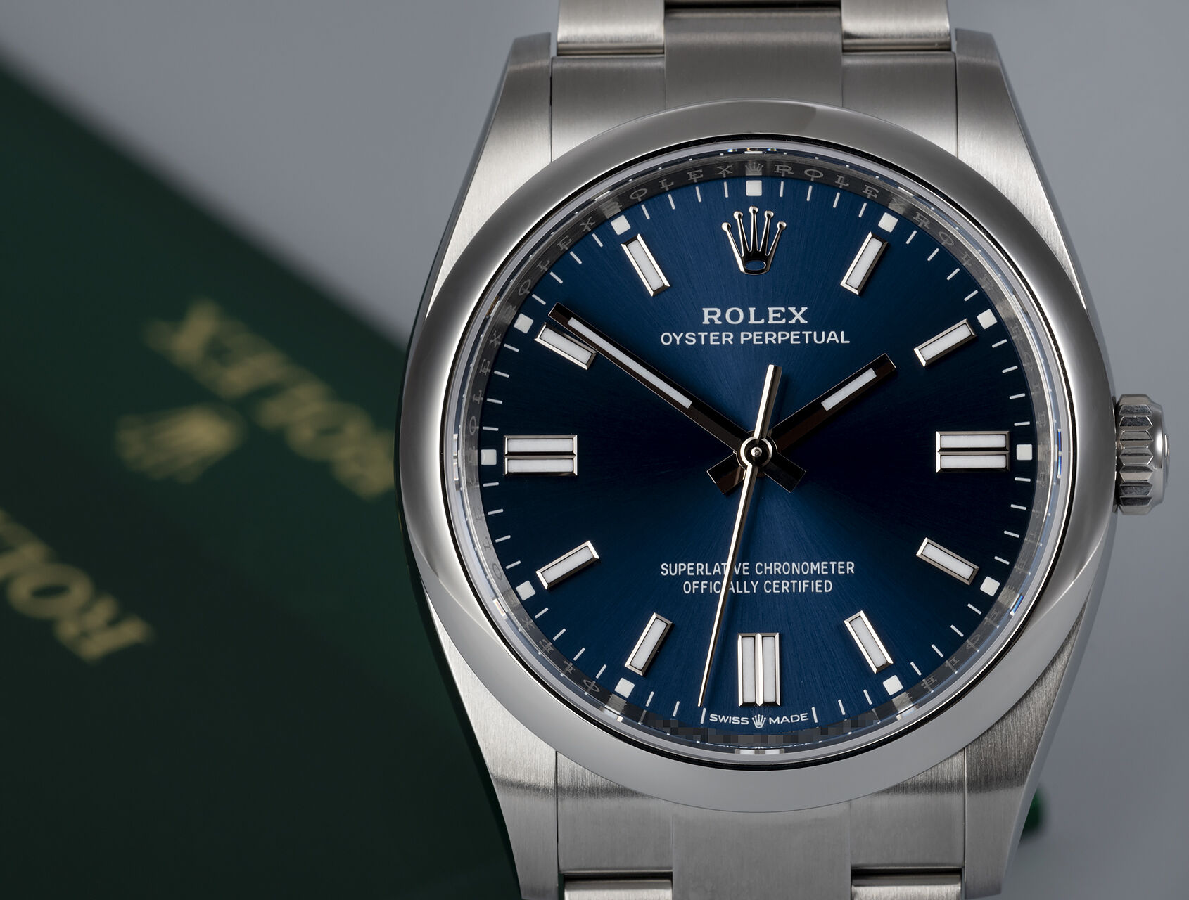 ref 126000 | 126000 - Bright Blue | Rolex Oyster Perpetual