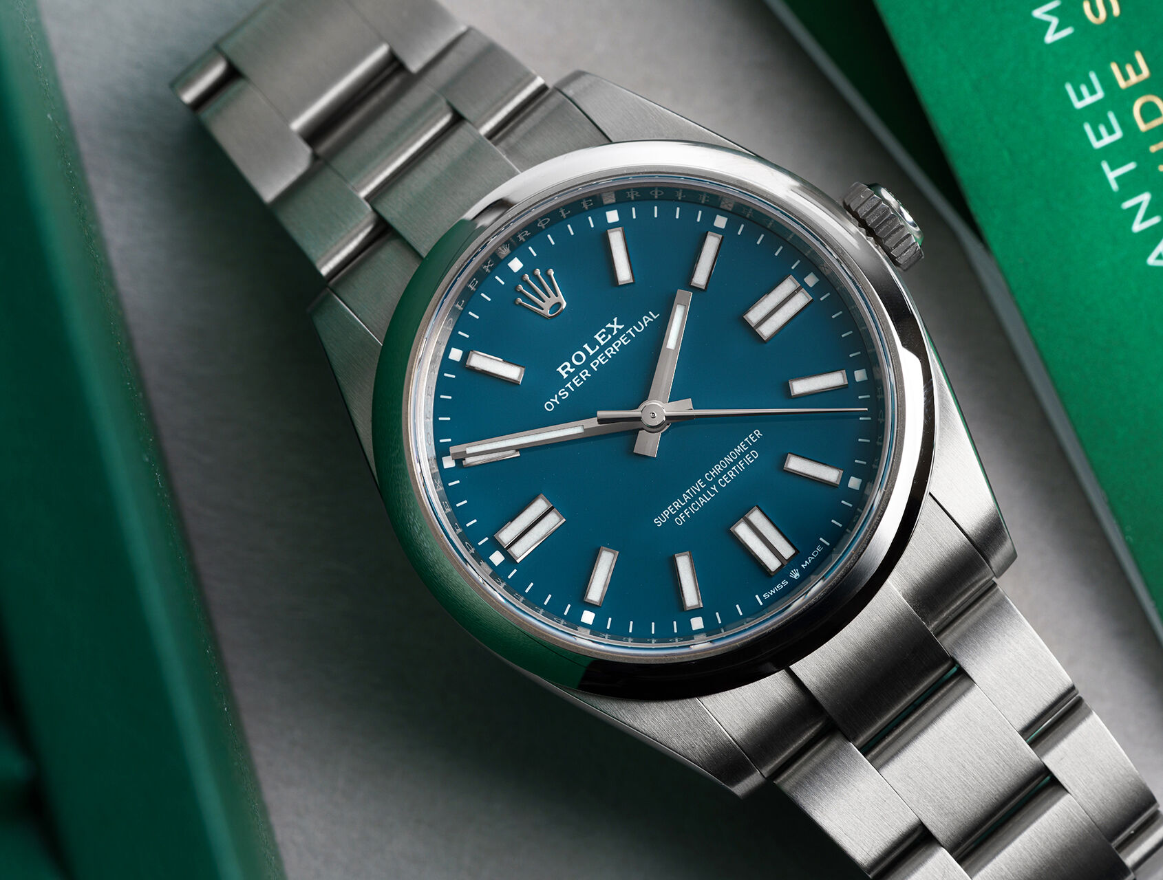 ref 134300 | 134300 - Med Blue | Rolex Oyster Perpetual