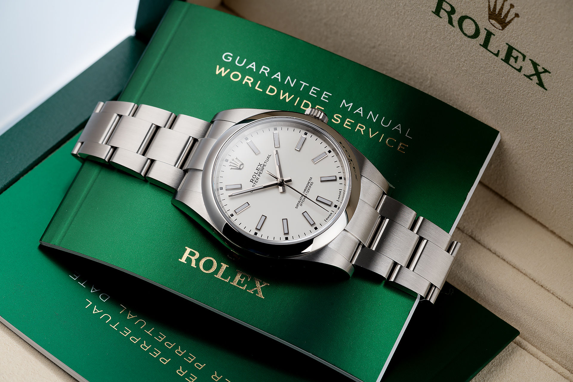ref 114300 | 5 Year Warranty 'Full Set' | Rolex Oyster Perpetual