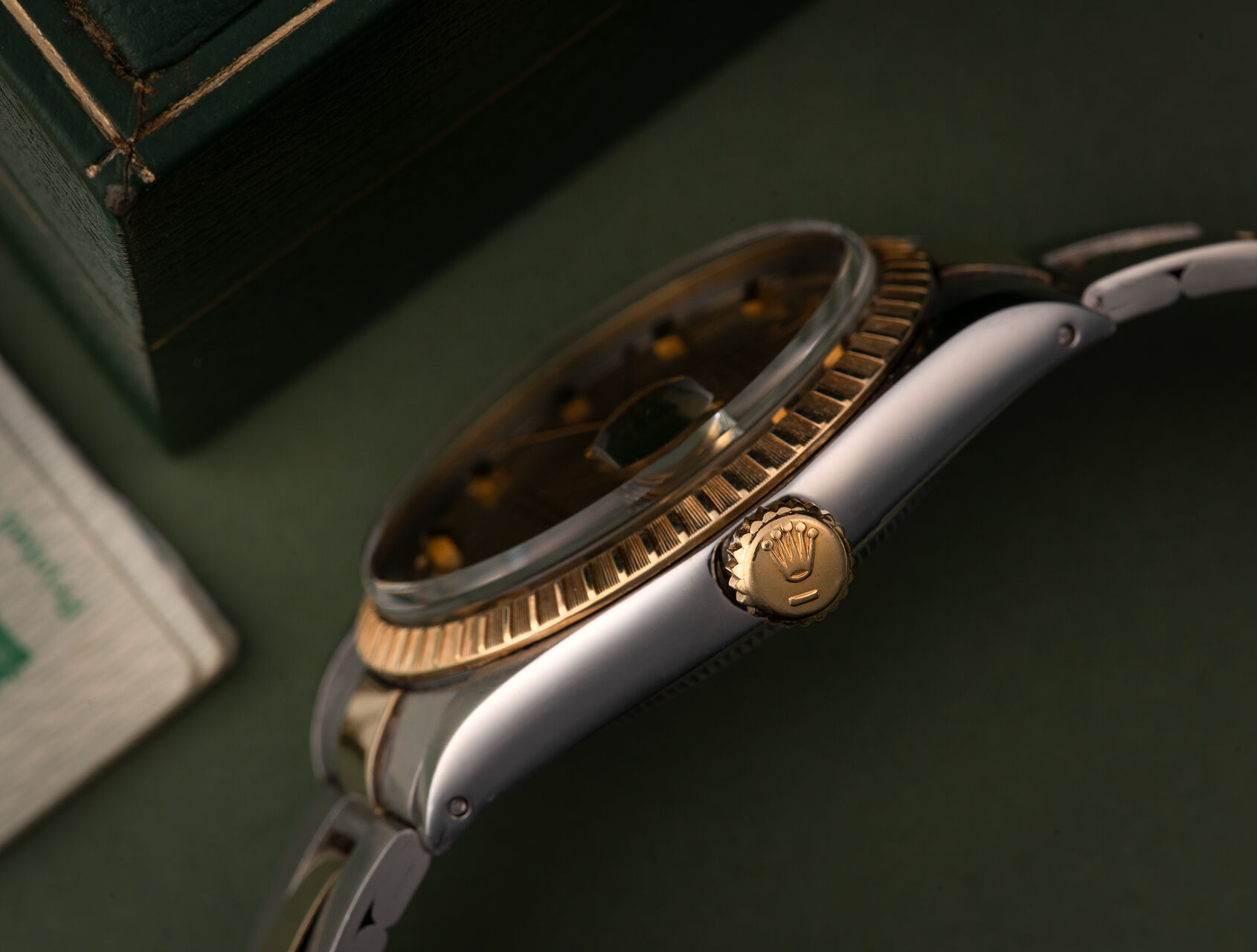 ref 1505 | 1505 - Box & Papers | Rolex Oyster Perpetual Date