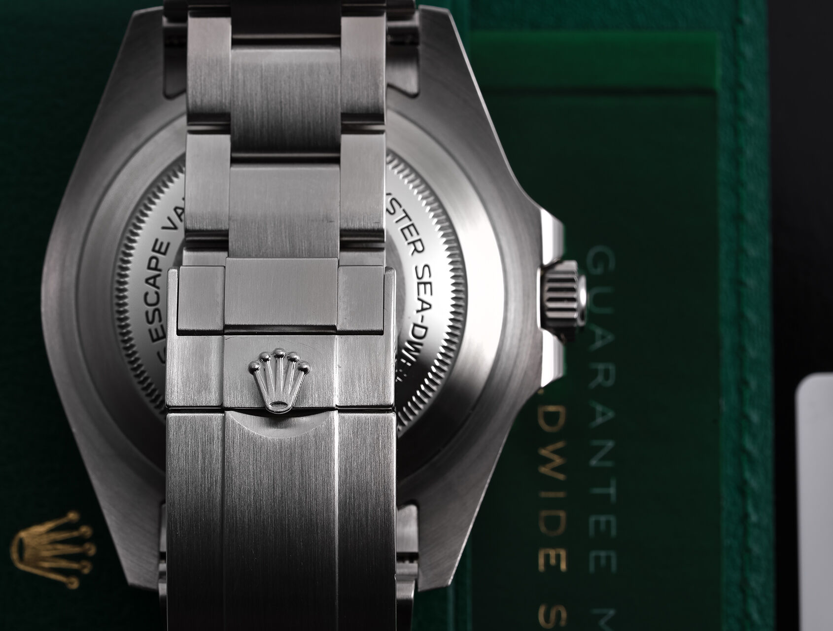 ref 126600 | 126600 - Red Writing | Rolex Sea-Dweller