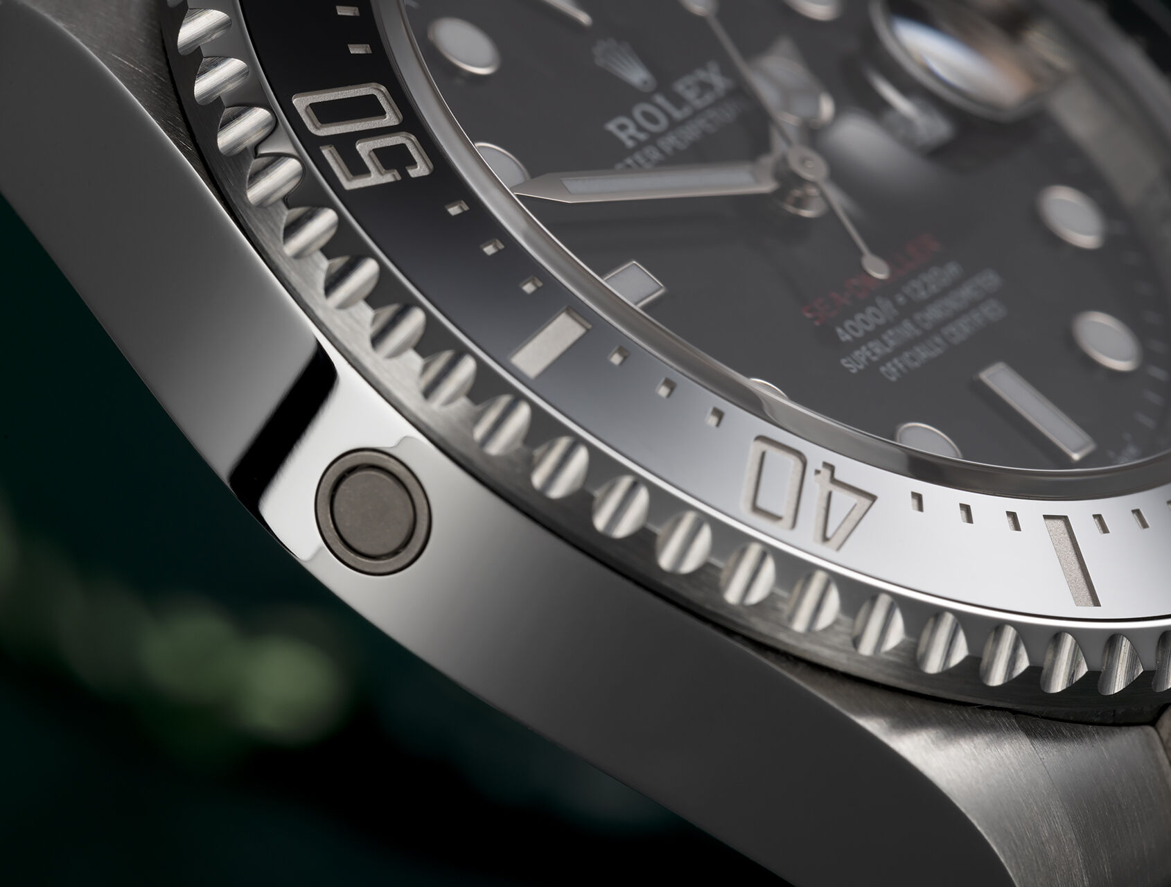 ref 126600 | 126600 - Red Writing | Rolex Sea-Dweller