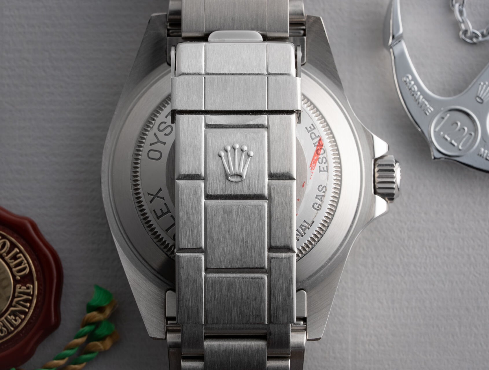 ref 16600 | 16600 - Box & Certificate | Rolex Sea-Dweller