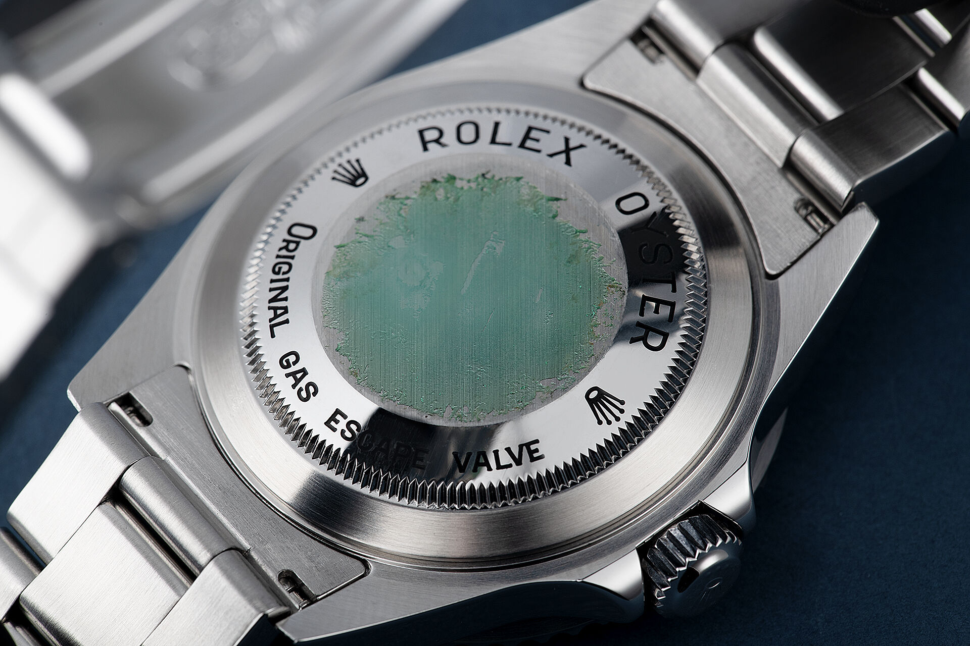 Brand New Old Stock | ref 16600 | Rolex Sea-Dweller