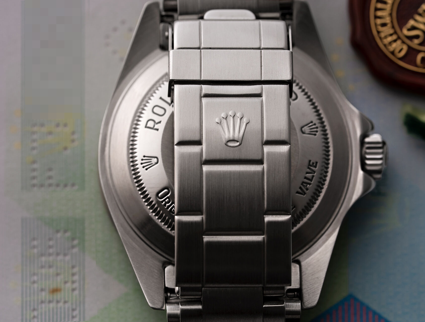 ref 16600 | Classic Sapphire - 'Box & Papers' | Rolex Sea-Dweller