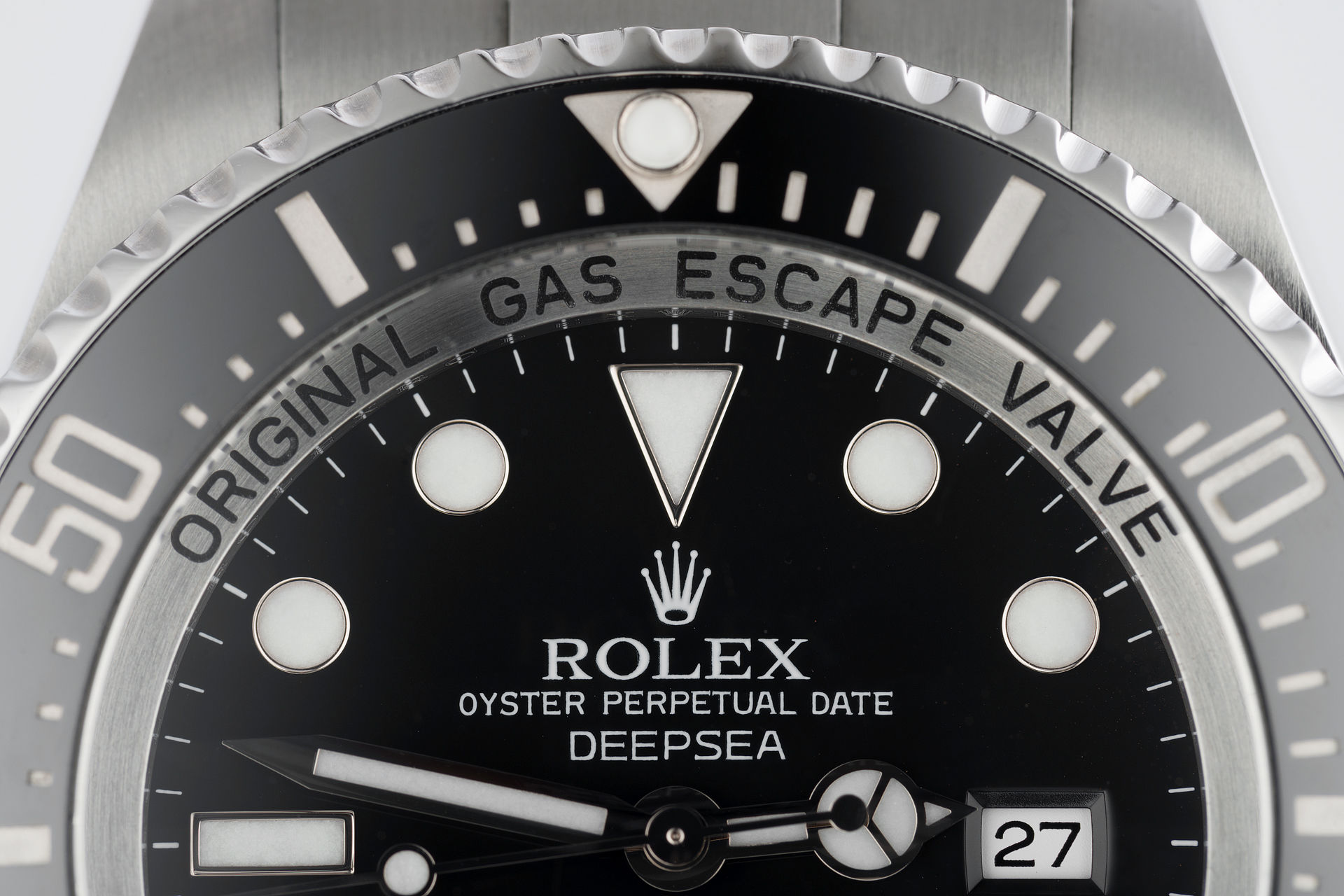 ref 116660 | 44mm Box & Papers | Rolex Sea-Dweller Deepsea