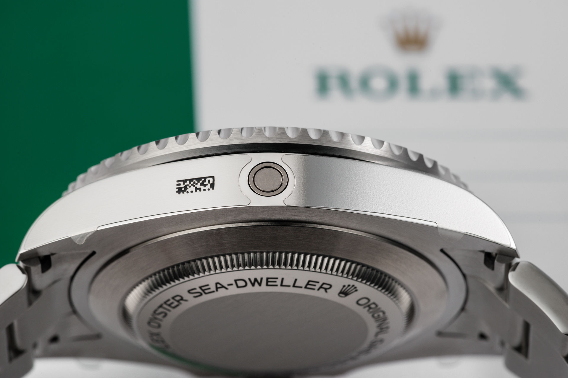 ref 126600 | Red Writing 'Brand New'  | Rolex Sea-Dweller