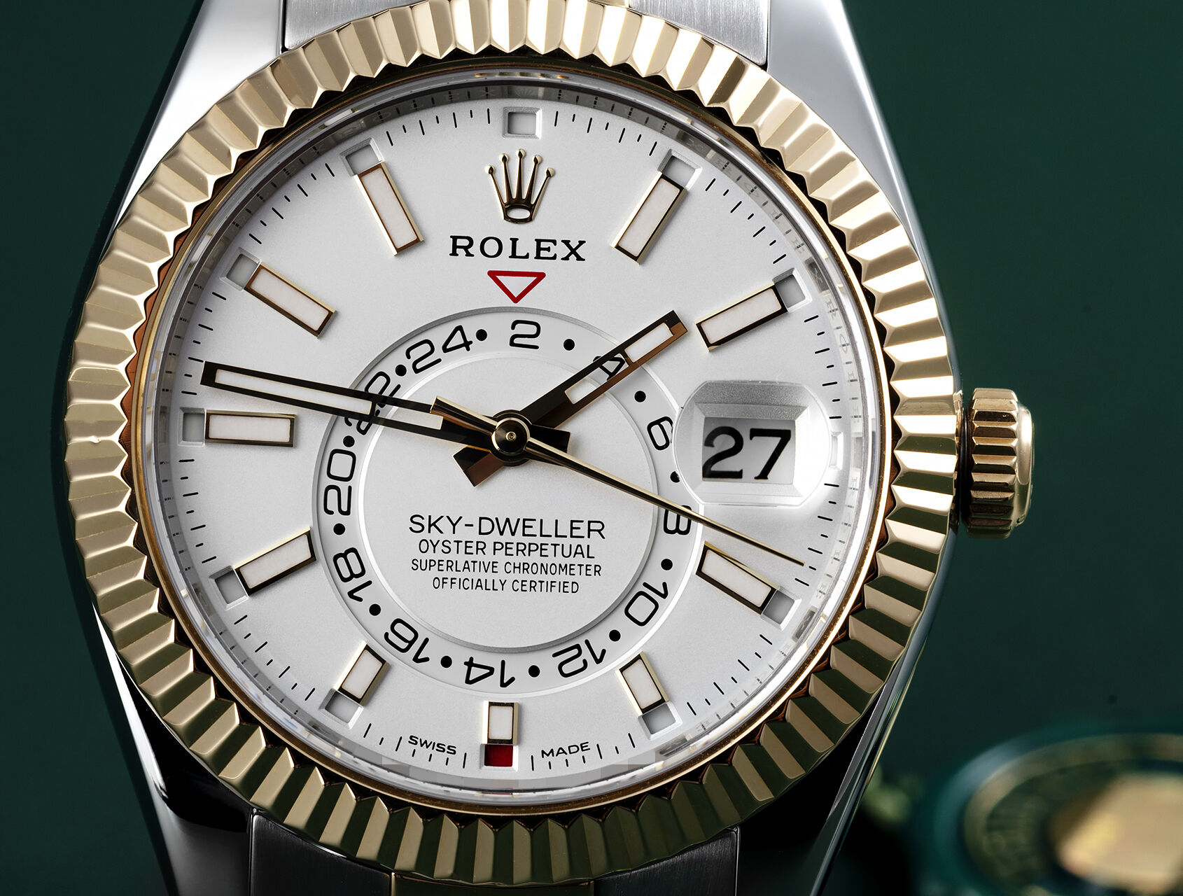 ref 326933 | 326933 - Gold & Steel | Rolex Sky Dweller