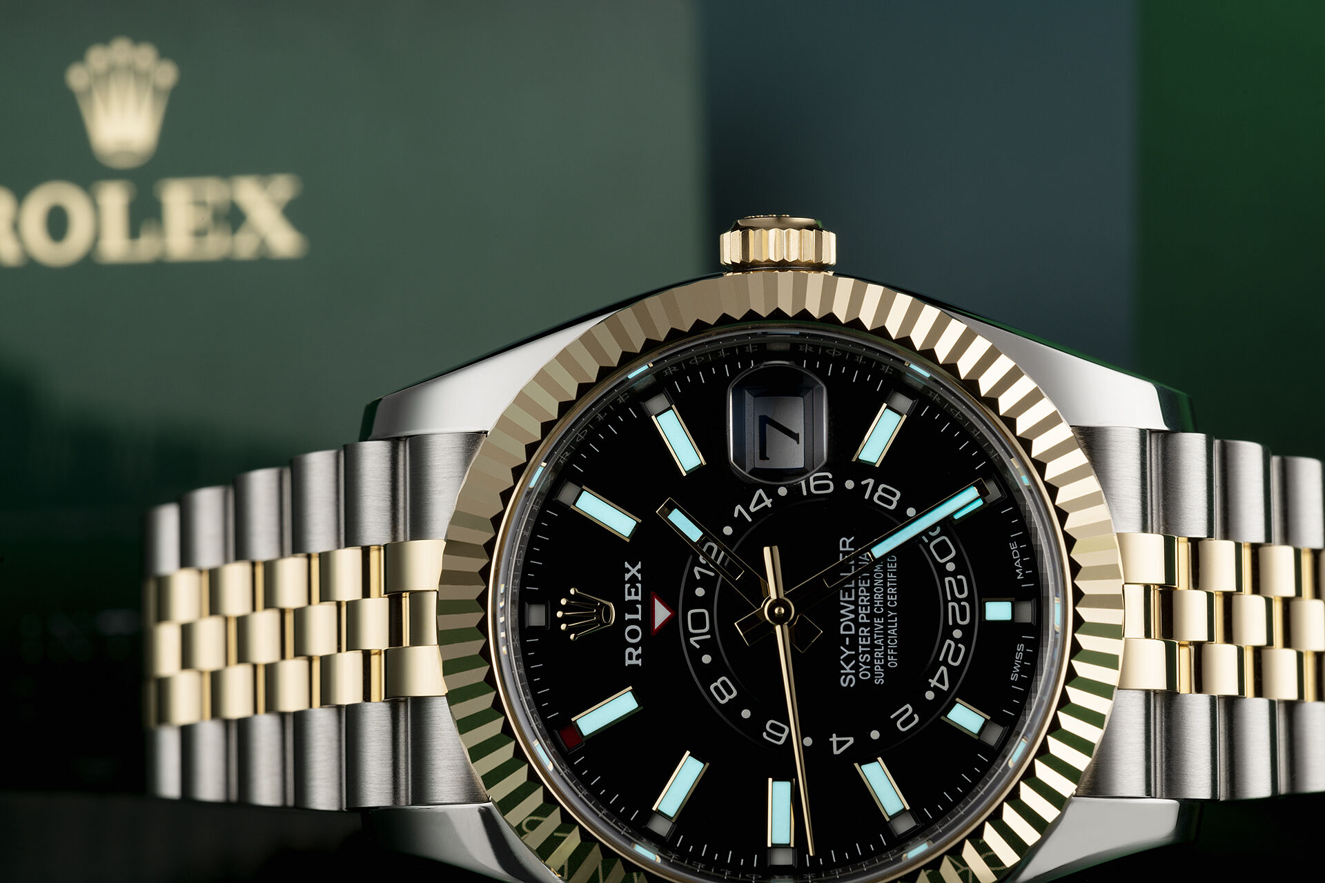 ref 326933 | Annual Calendar | Rolex Sky Dweller