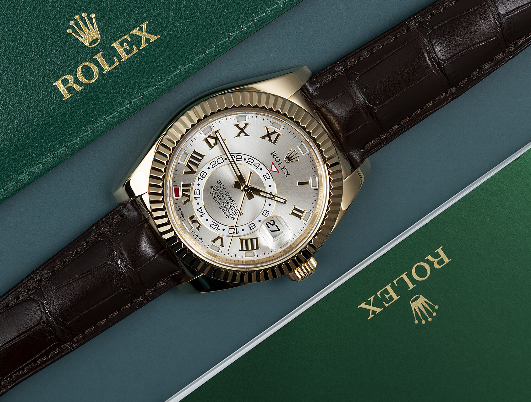 ref 326138 | 326138 - Yellow Gold | Rolex Sky-Dweller