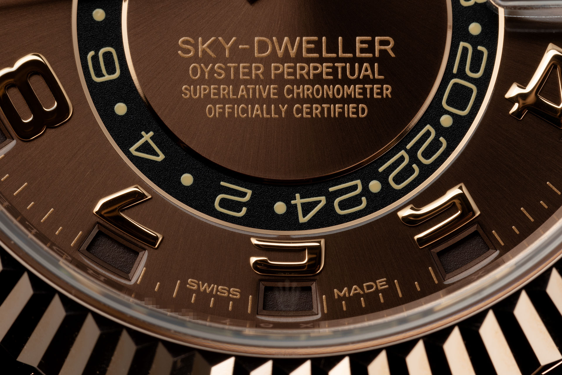 ref 326935 | Everose 5 Year Warranty | Rolex Sky-Dweller