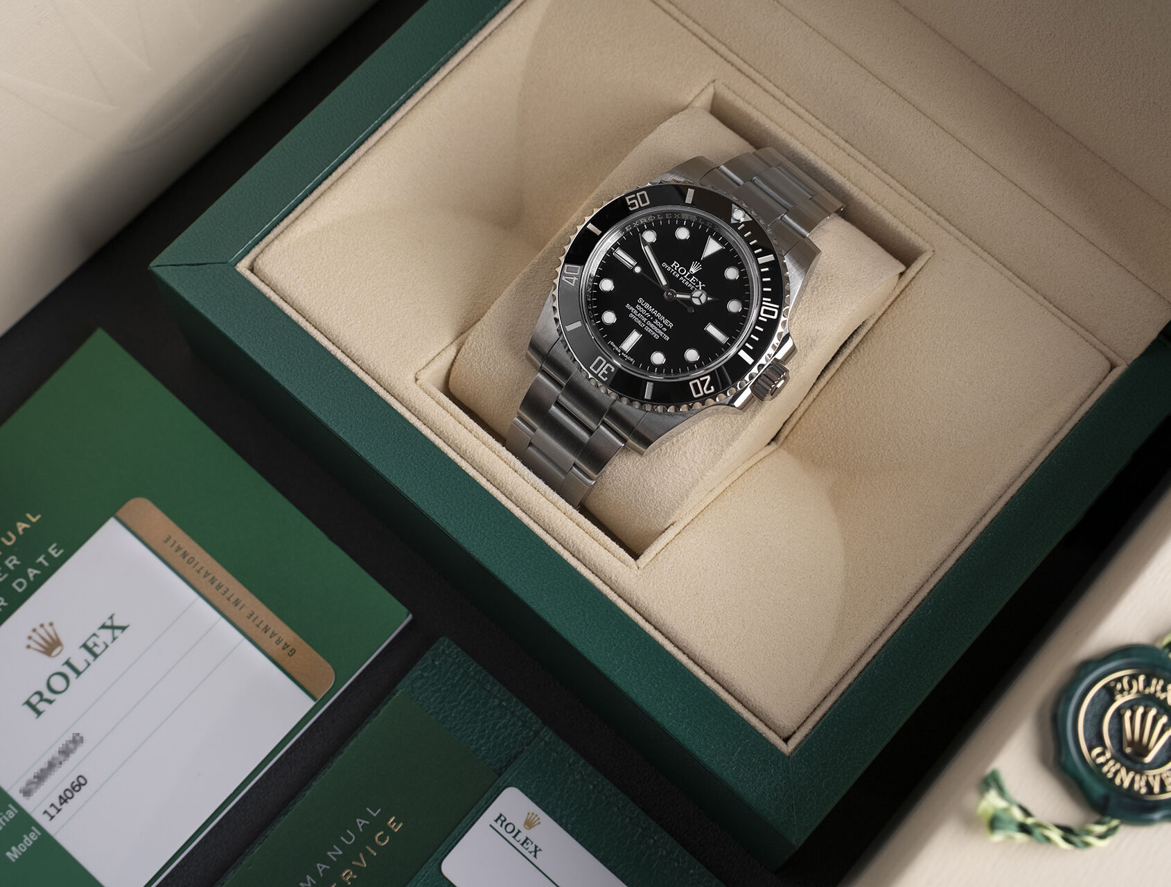ref 114060 | 114060 - Box & Certificate | Rolex Submariner 