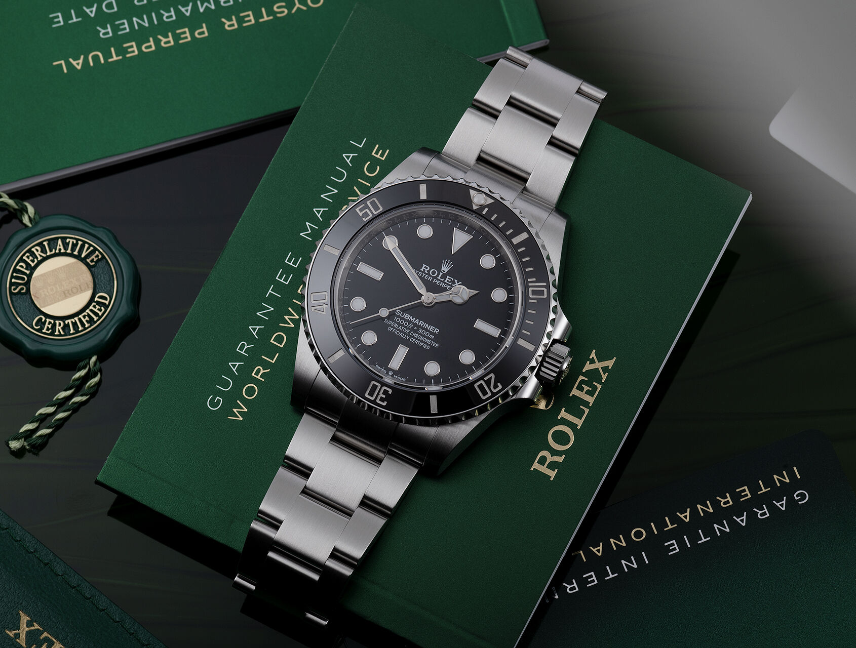 ref 124060 | 124060 - Box & Certificate | Rolex Submariner 