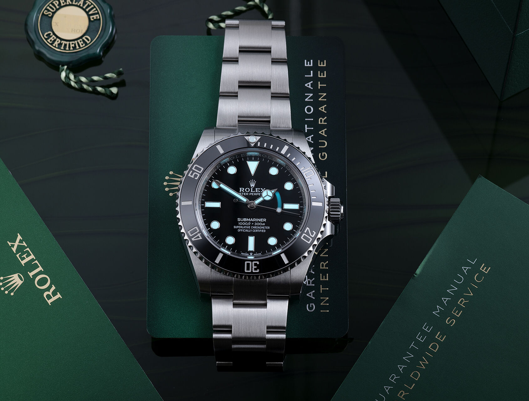 ref 124060 | 124060 - Box & Certificate | Rolex Submariner 