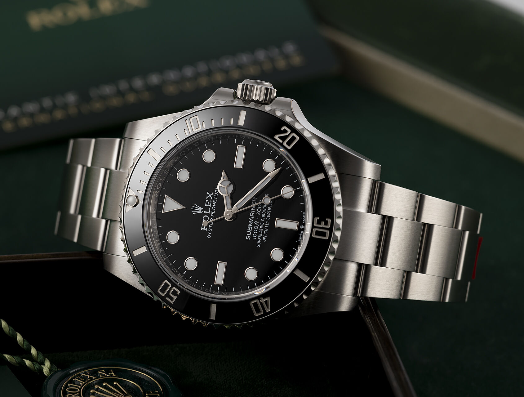 ref 124060 | 124060 - Factory Stickers | Rolex Submariner 