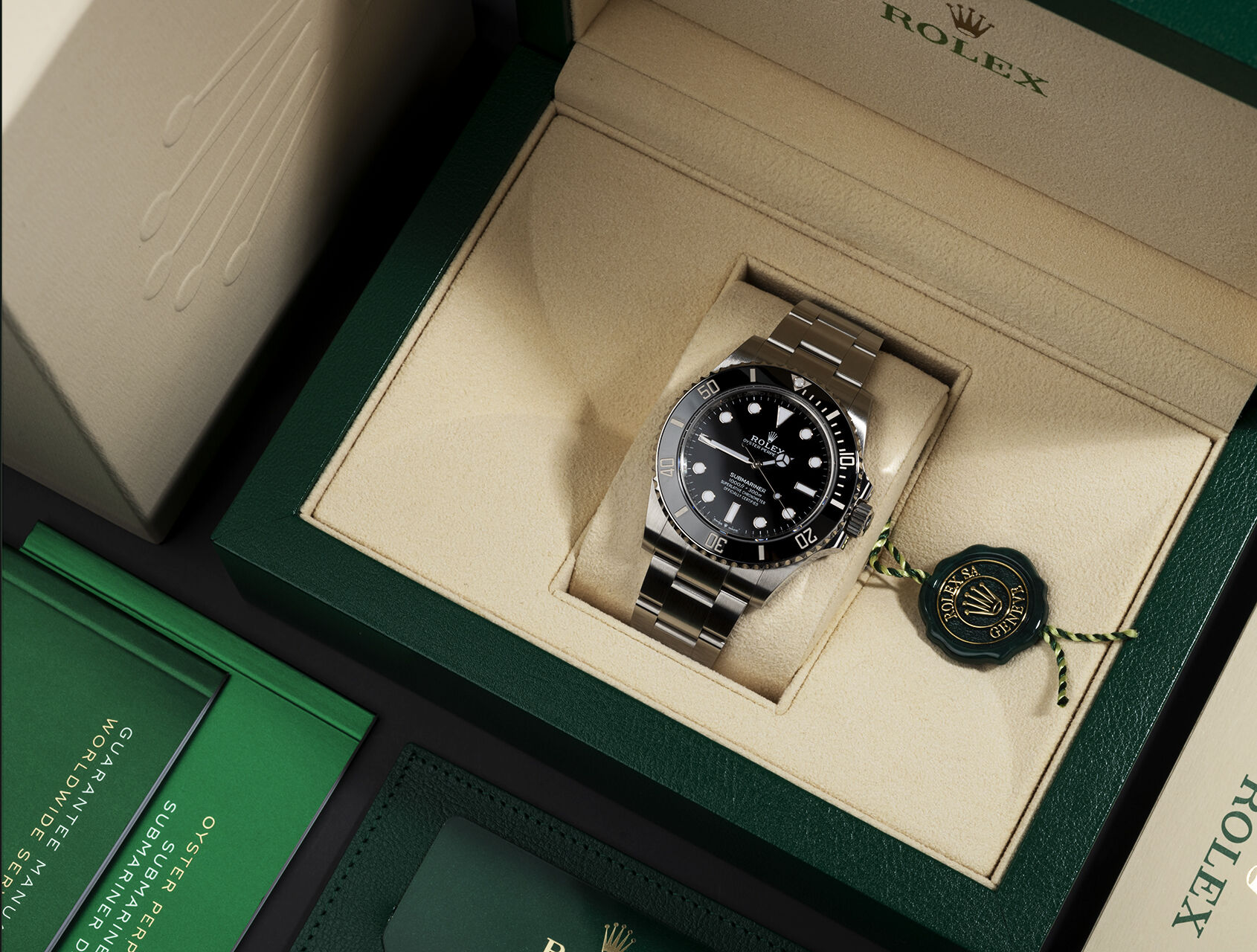 ref 124060 | 124060 - Rolex Warranty to 2027 | Rolex Submariner 