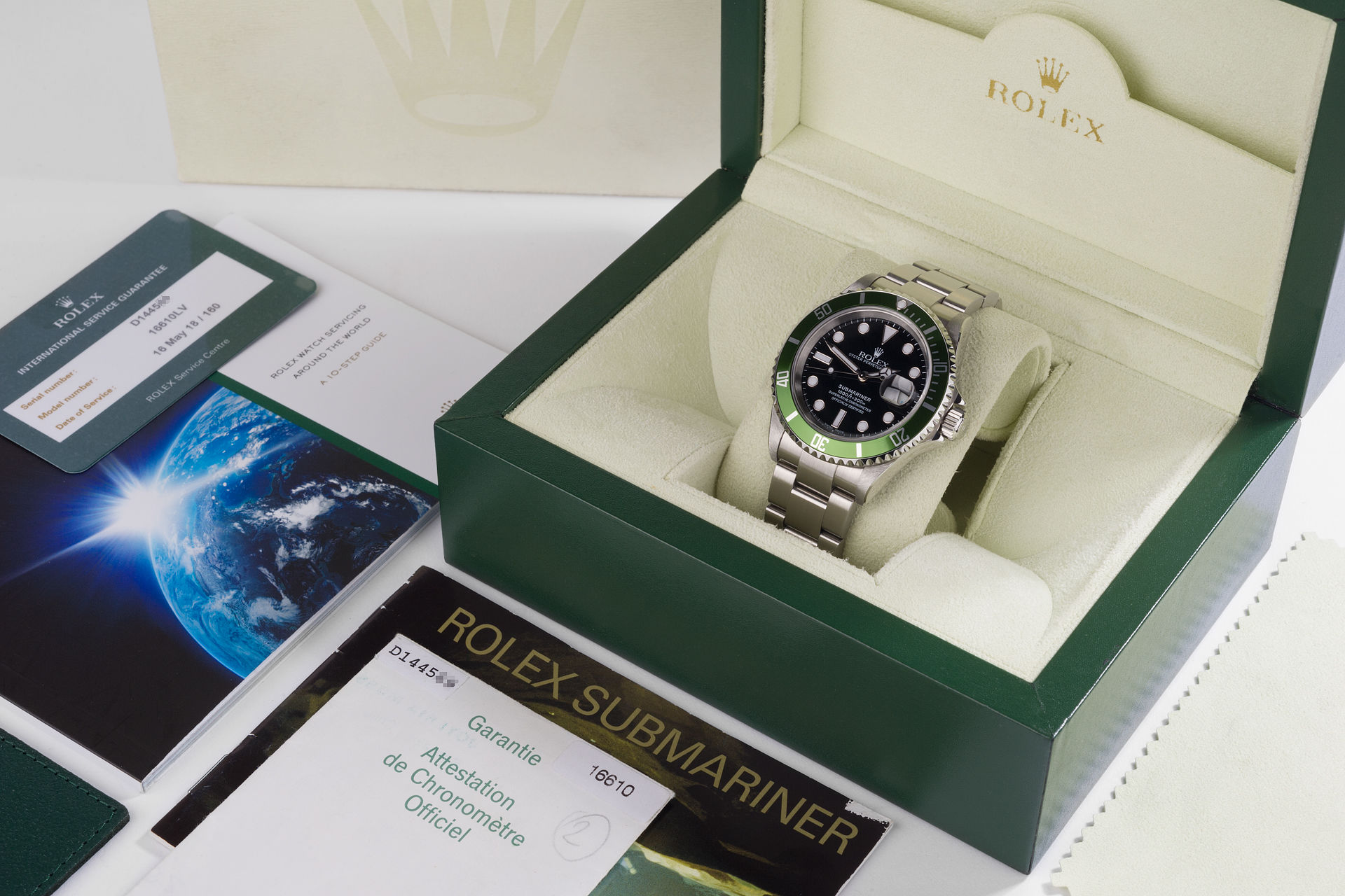 ref 16610LV | Under Rolex Warranty | Rolex Submariner Date