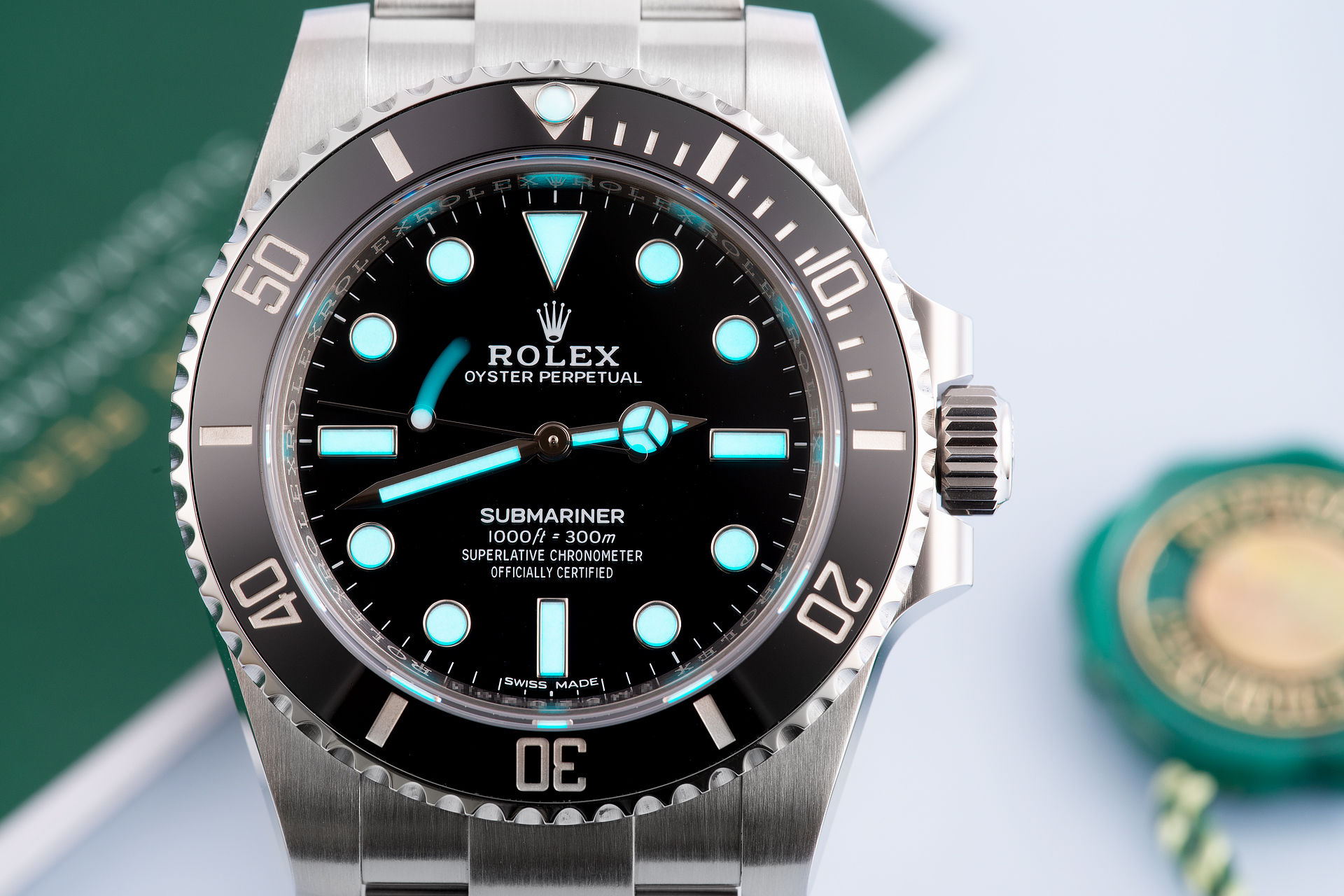 ref 114060 | Box & Certificate | Rolex Submariner 