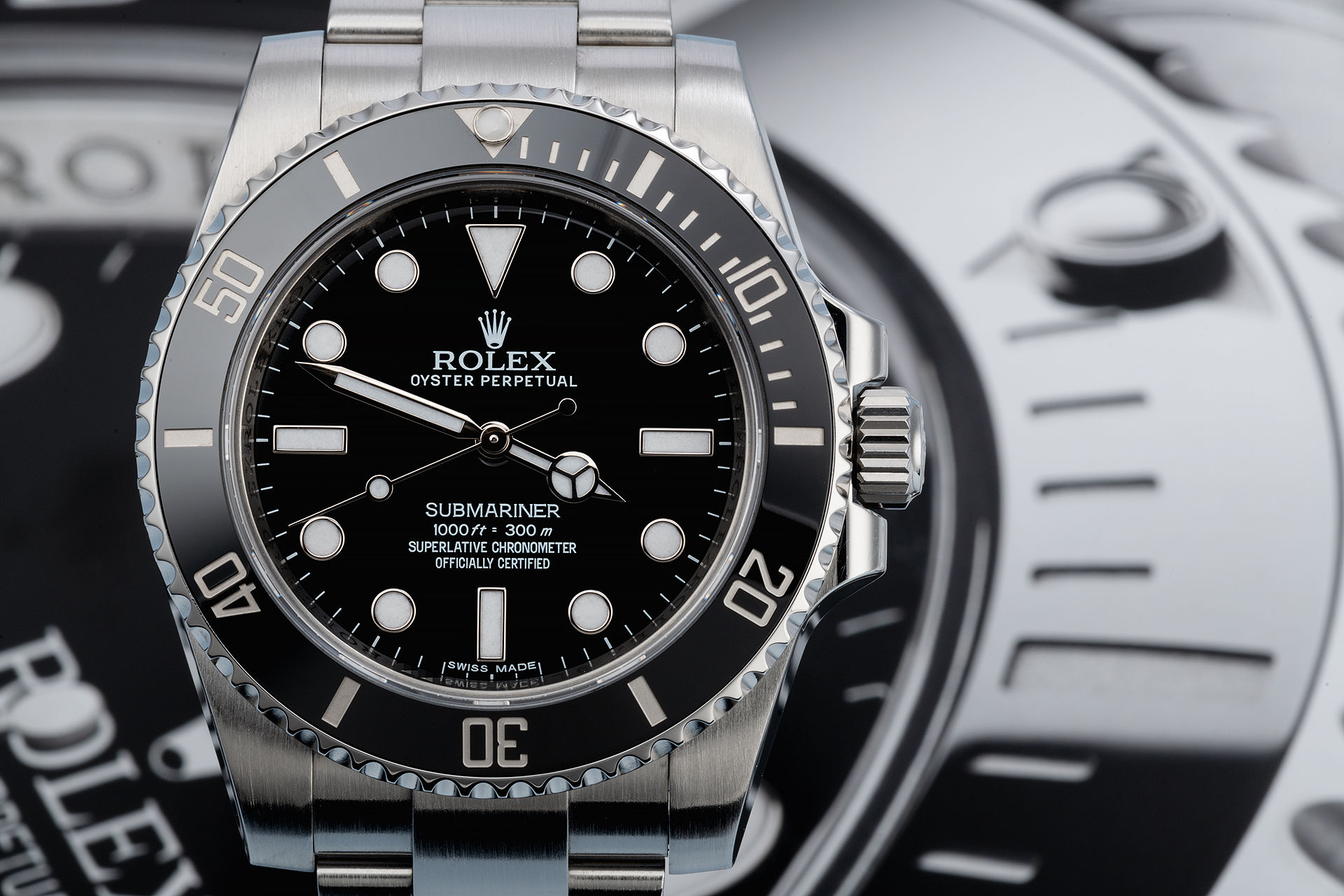 ref 114060 | 'Box & Certificate' | Rolex Submariner 