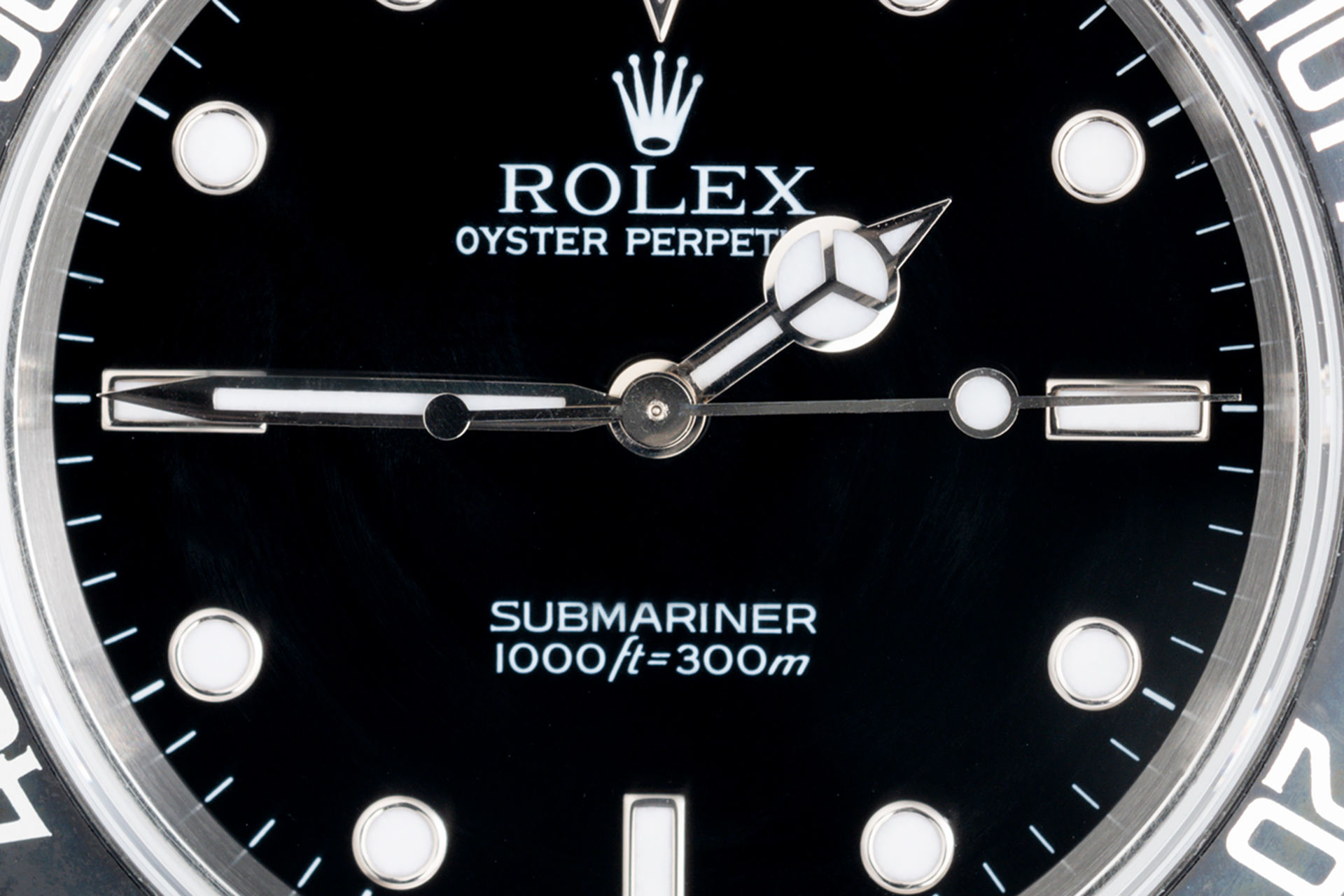 ref 14060M | Box & Certificate | Rolex Submariner 