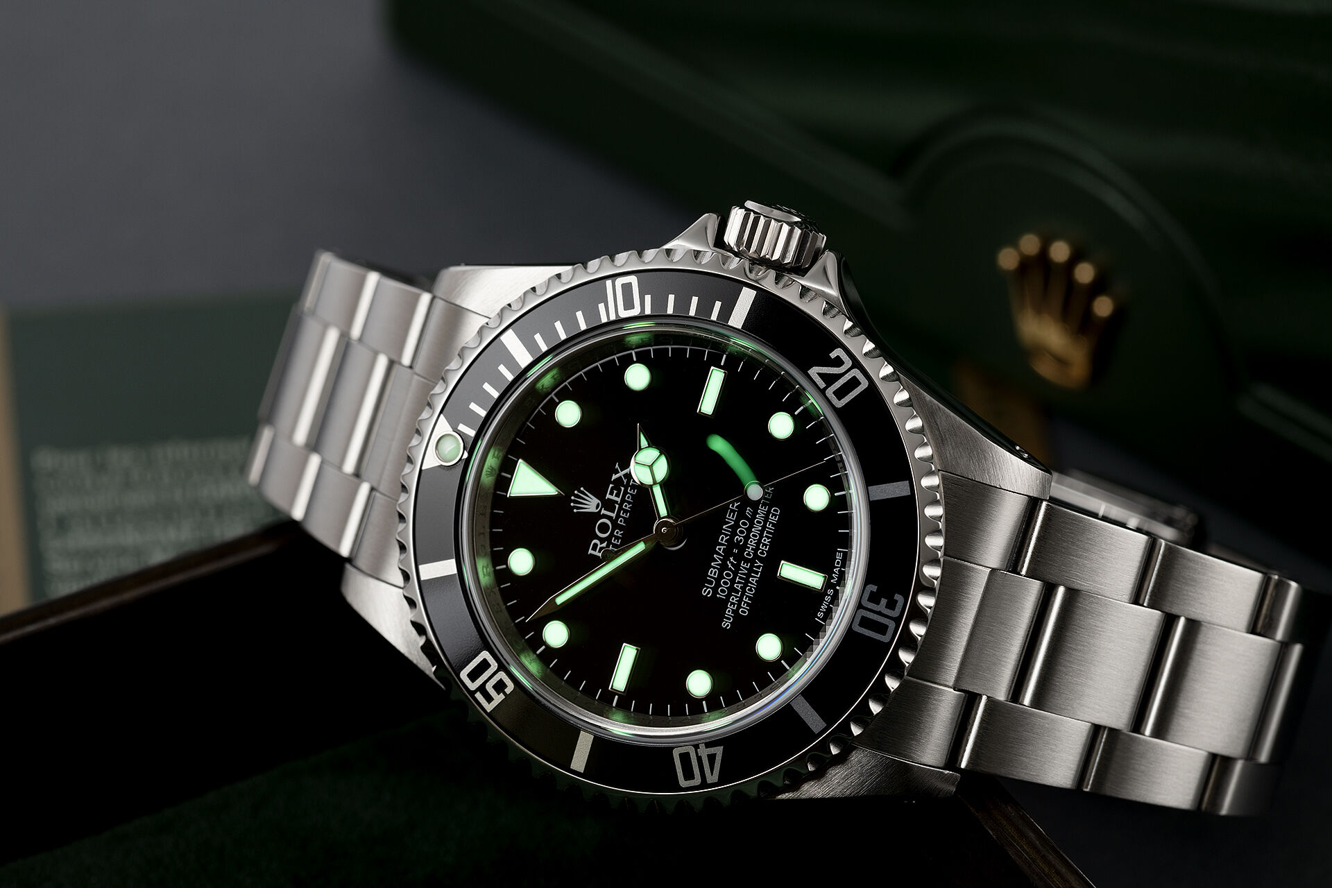 ref 14060M | 'COSC' Superlative Chronometer | Rolex Submariner 
