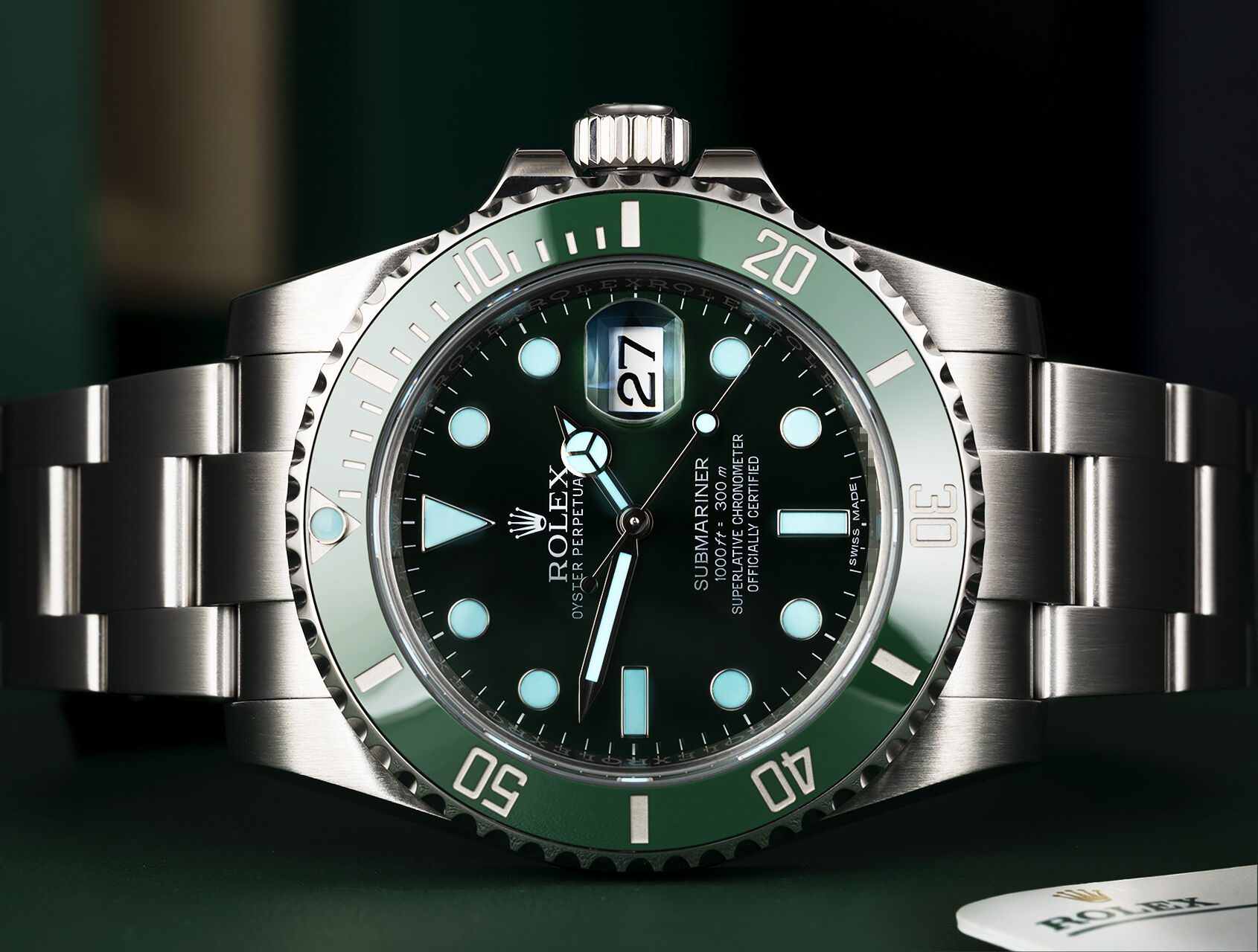 ref 116610LV | 116610LV - Hulk | Rolex Submariner Date