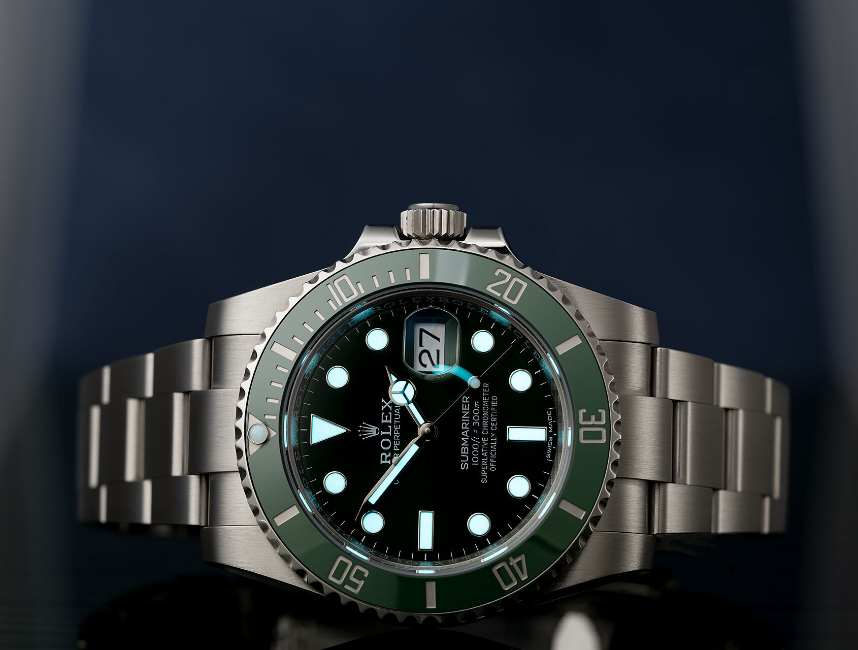 ref 116610LV | 116610LV - Hulk | Rolex Submariner Date