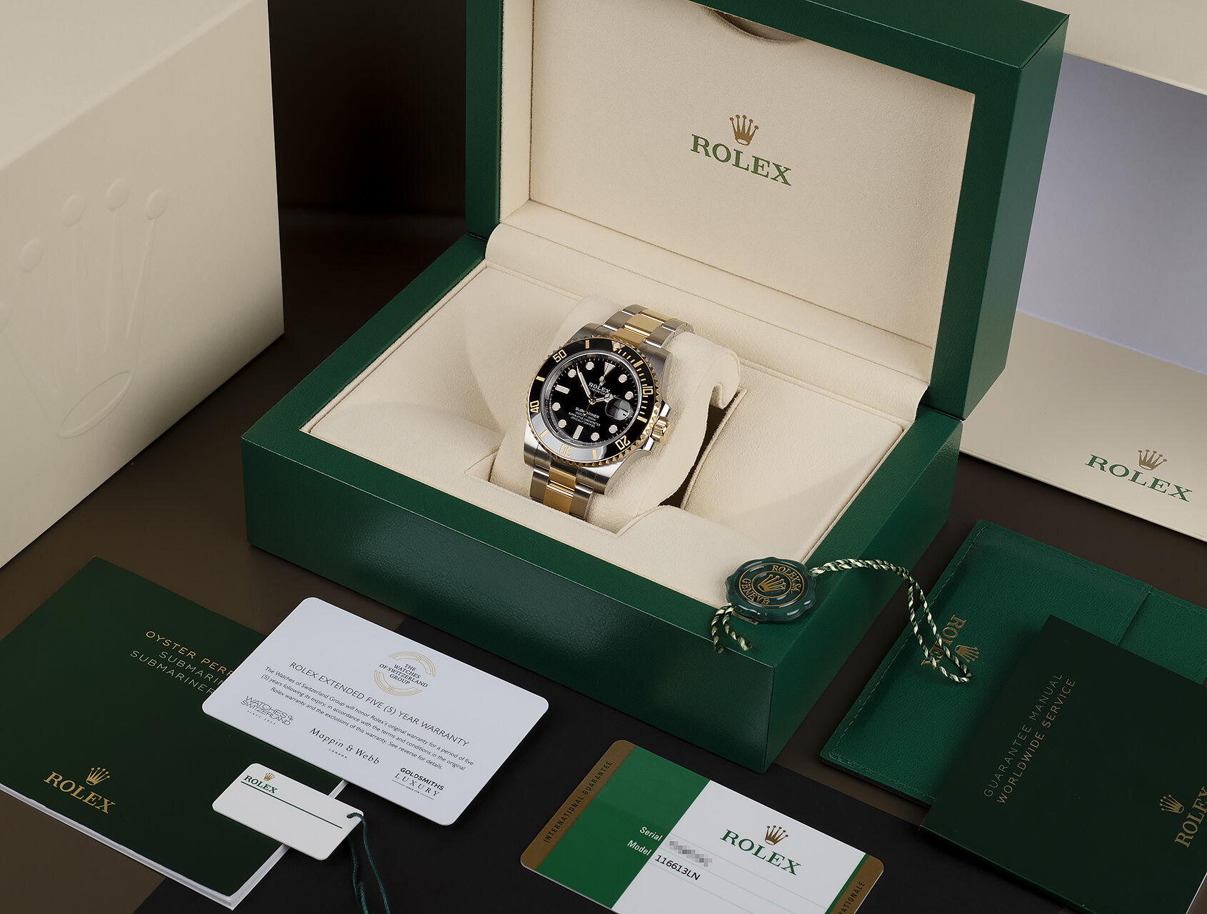 ref 116613LN | UK Retailed | Rolex Submariner Date