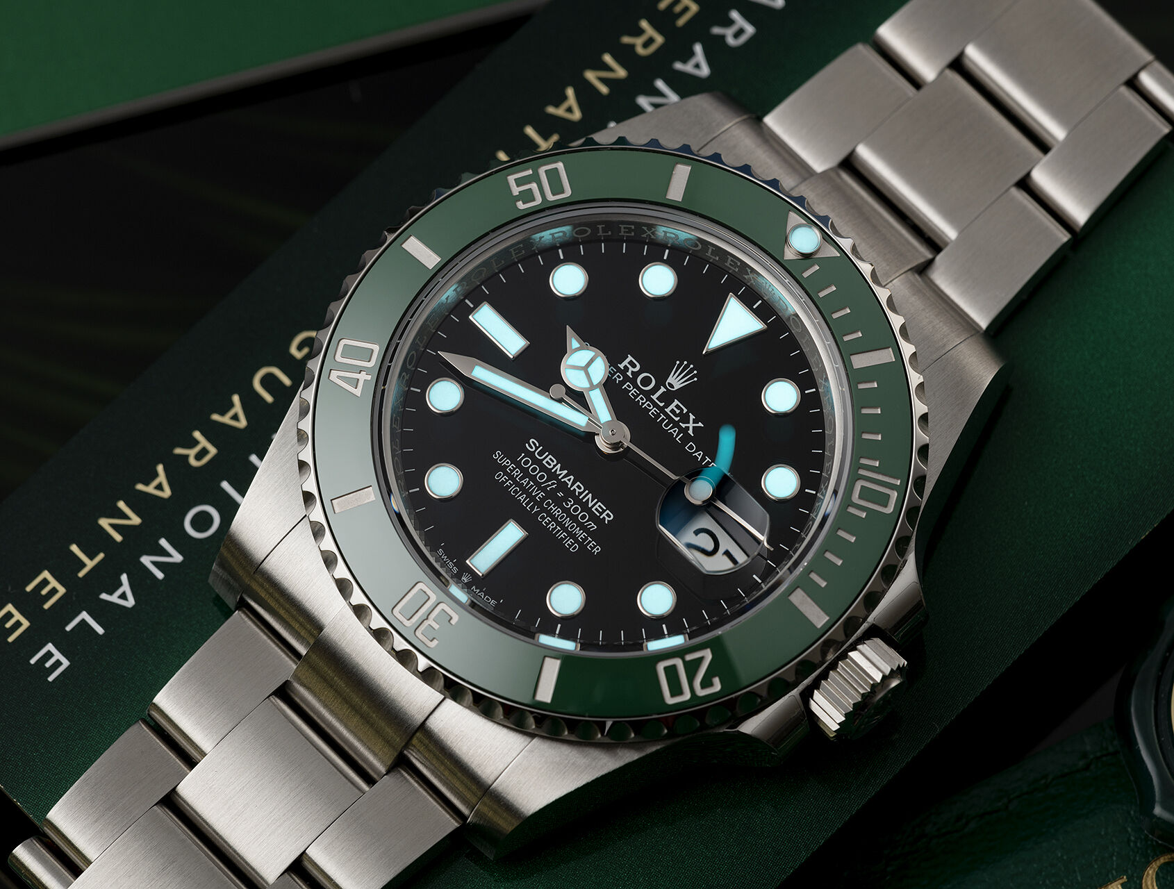 ref 126610LV | 126610LV - Box & Certificate | Rolex Submariner Date