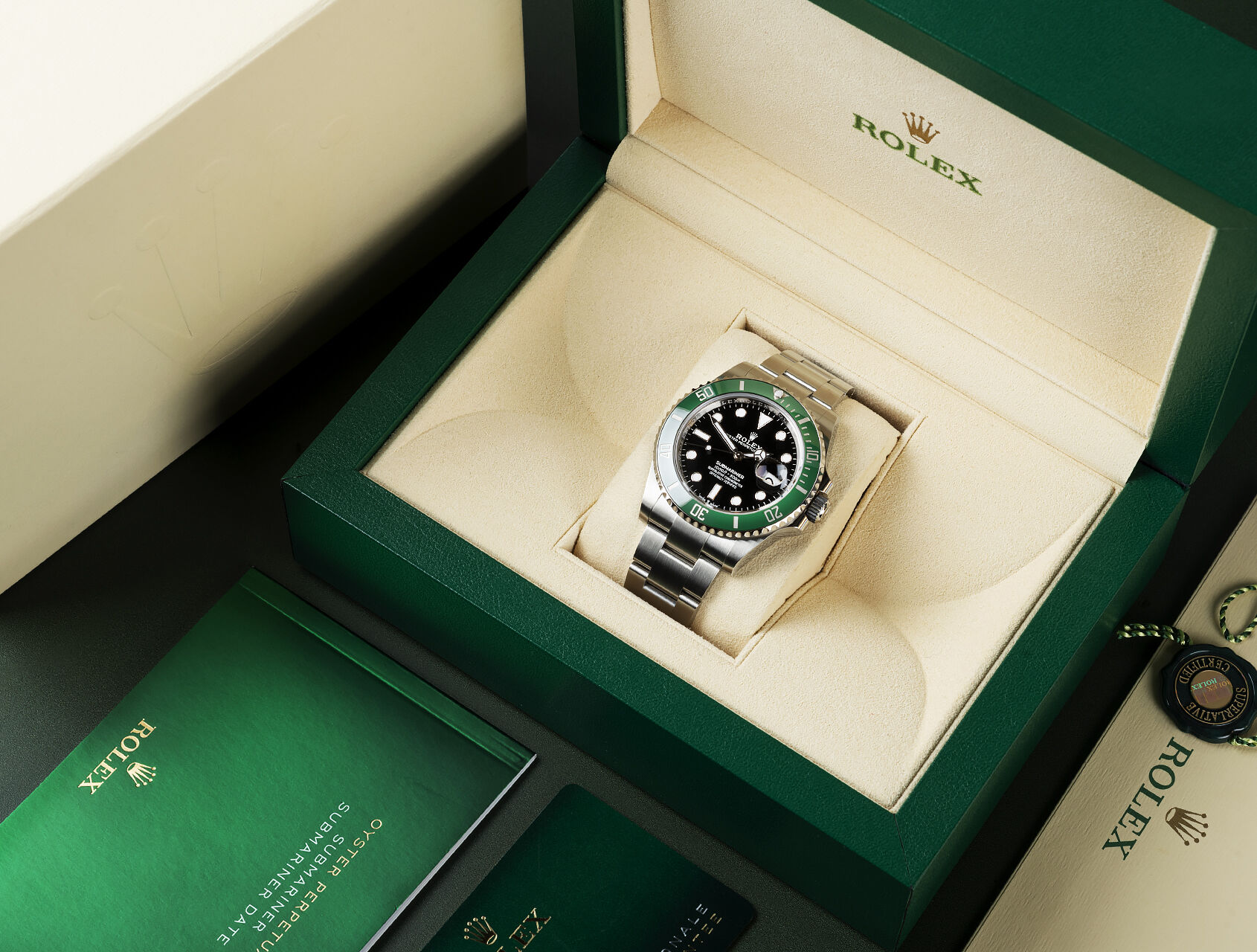 ref 126610LV | 126610LV - Starbucks | Rolex Submariner Date