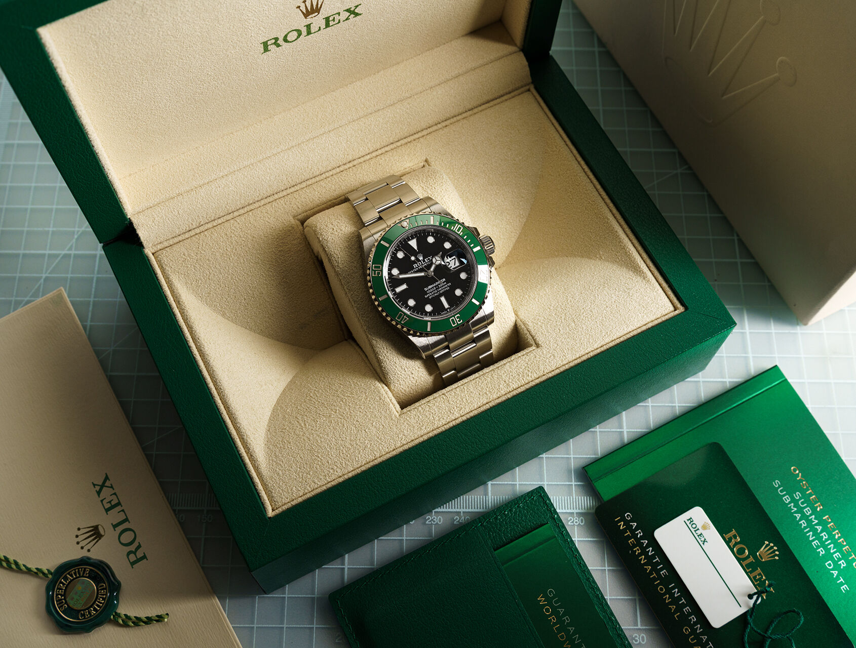 ref 126610LV | 126610LV - Starbucks | Rolex Submariner Date