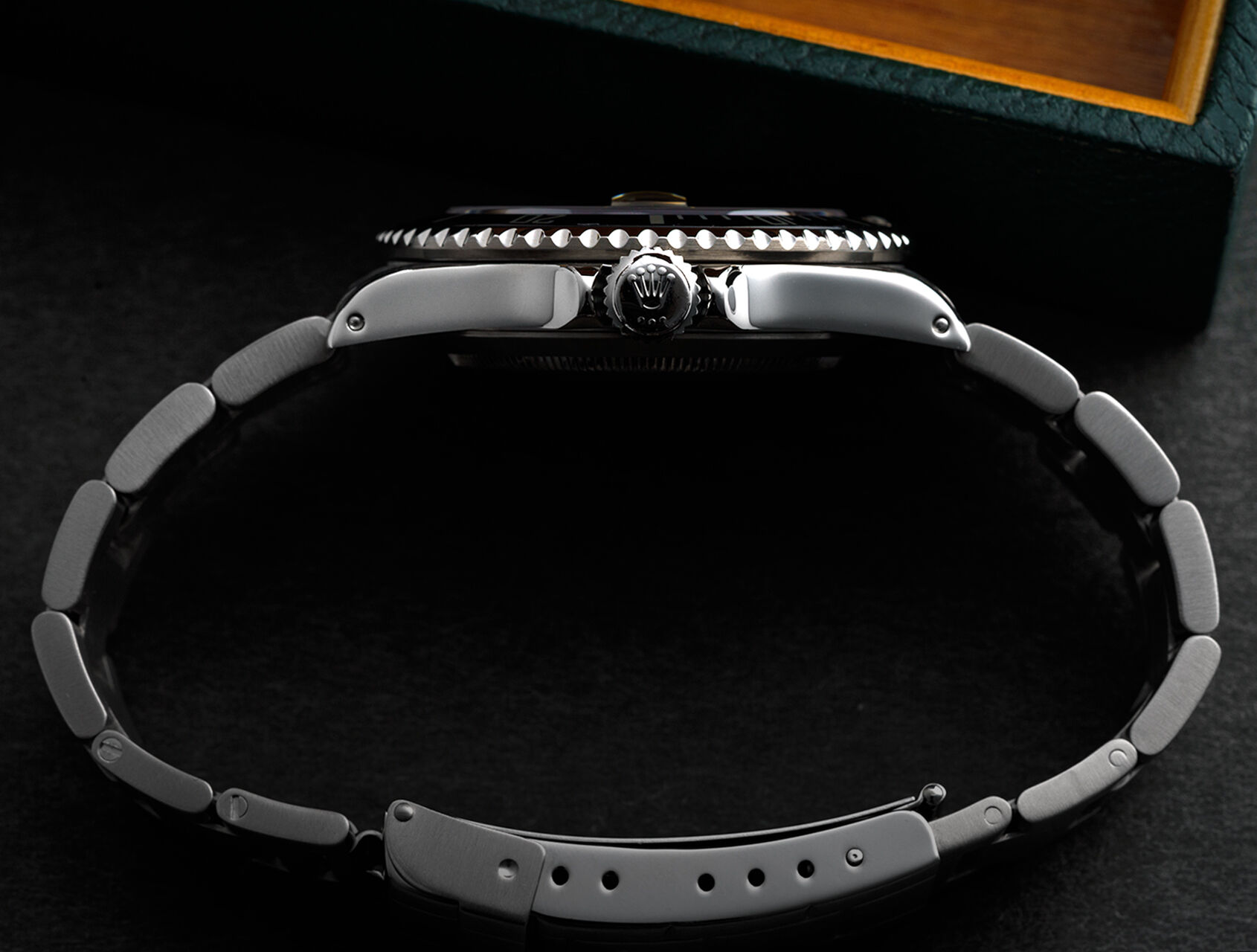 ref 16610 | 16610 - Box & Papers | Rolex Submariner Date