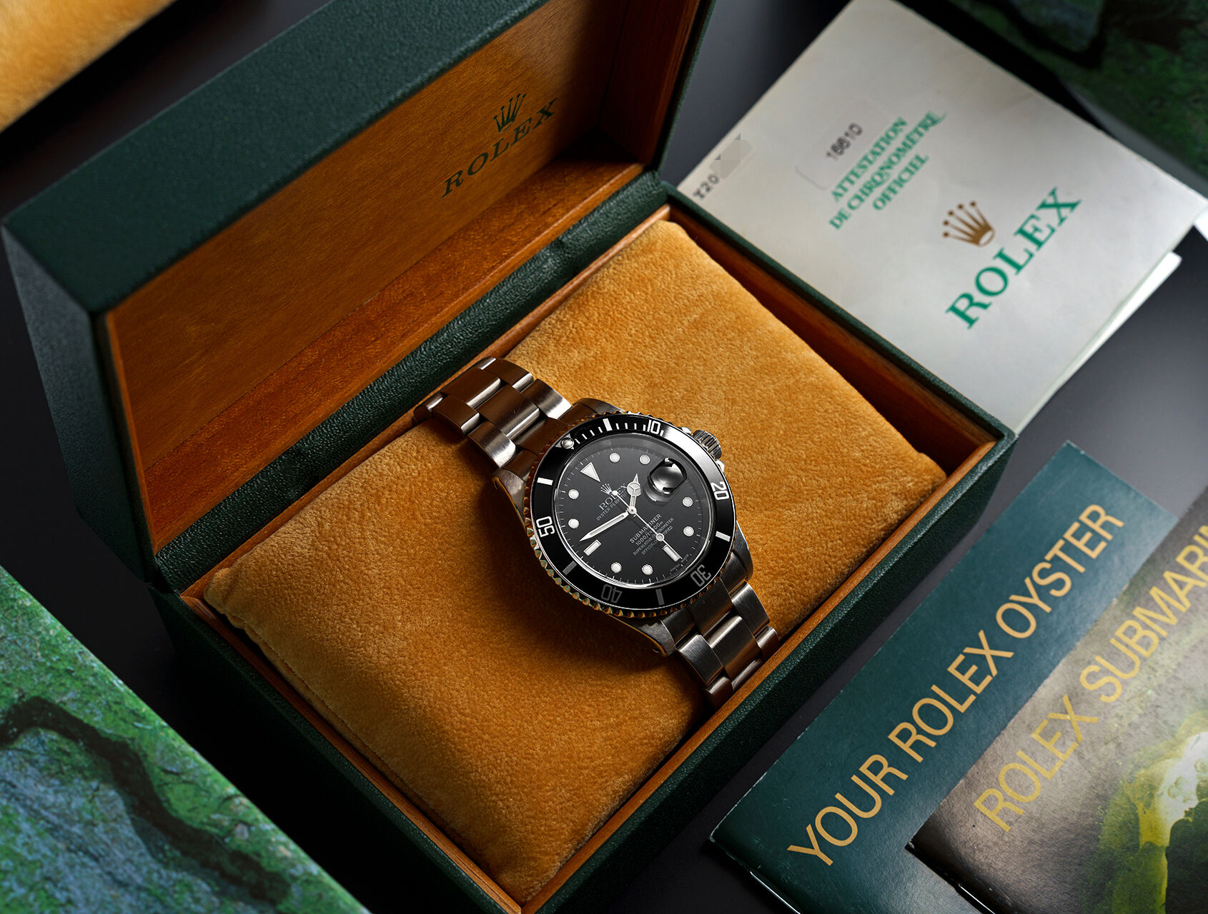 ref 16610 | 16610 - Box & Papers | Rolex Submariner Date