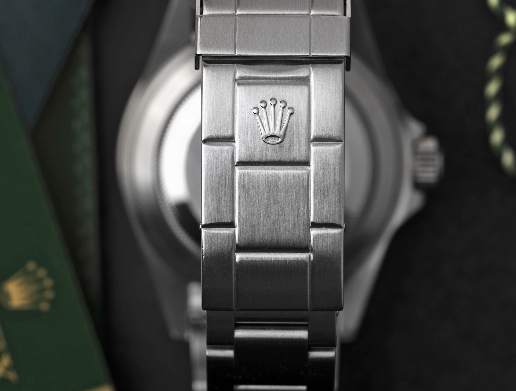 ref 16610 | 16610 - Box & Papers | Rolex Submariner Date