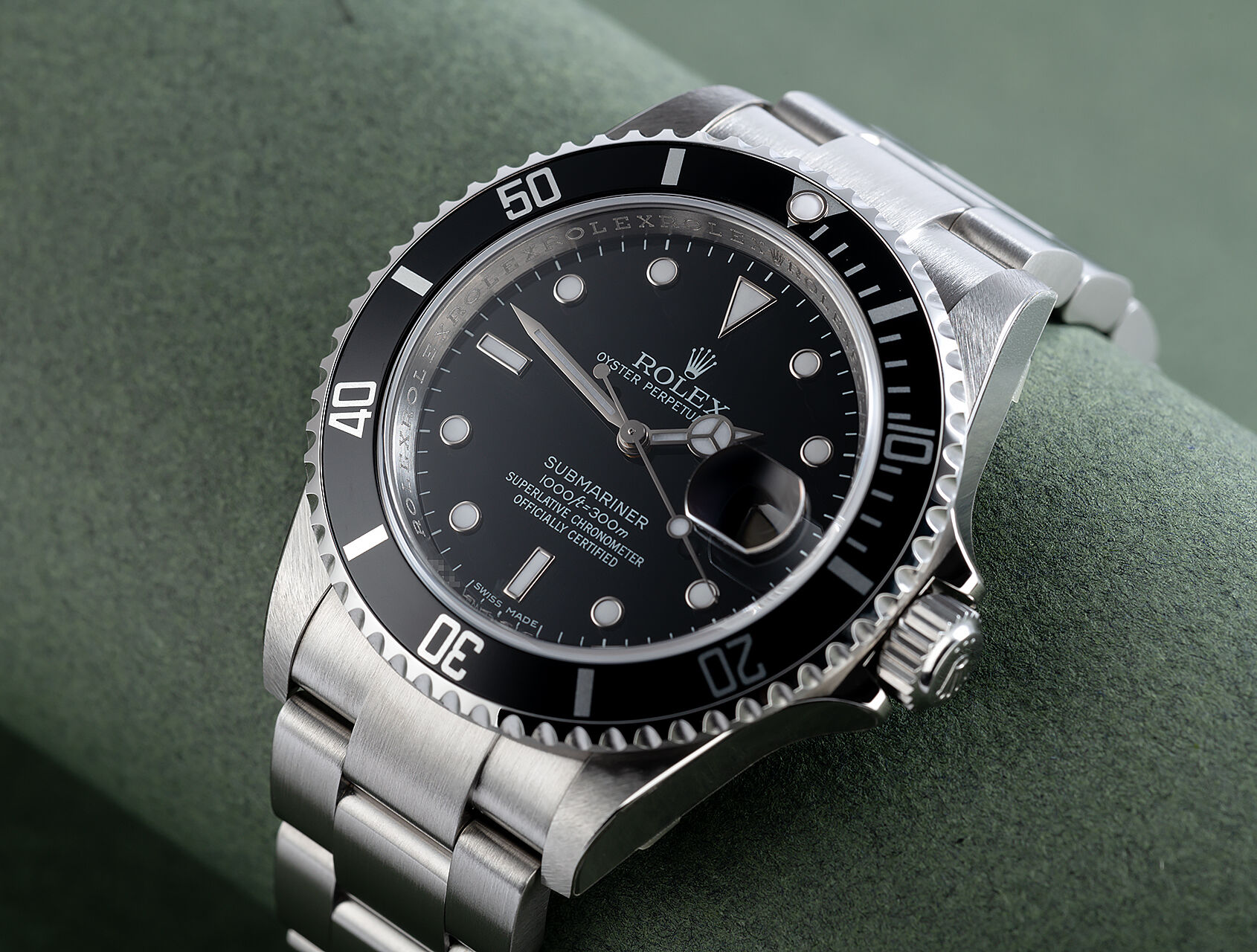 ref 16610 | 'RRR' Bezel | Rolex Submariner Date