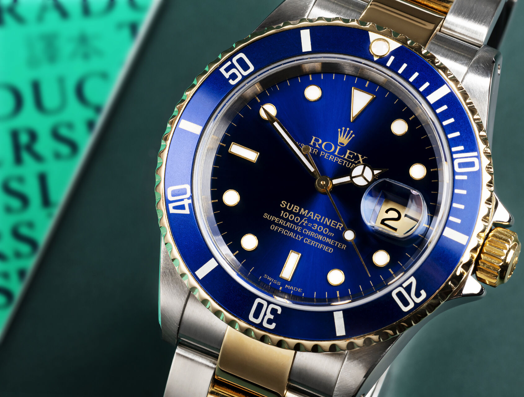 ref 16613 | Yellow Gold & Steel | Rolex Submariner Date